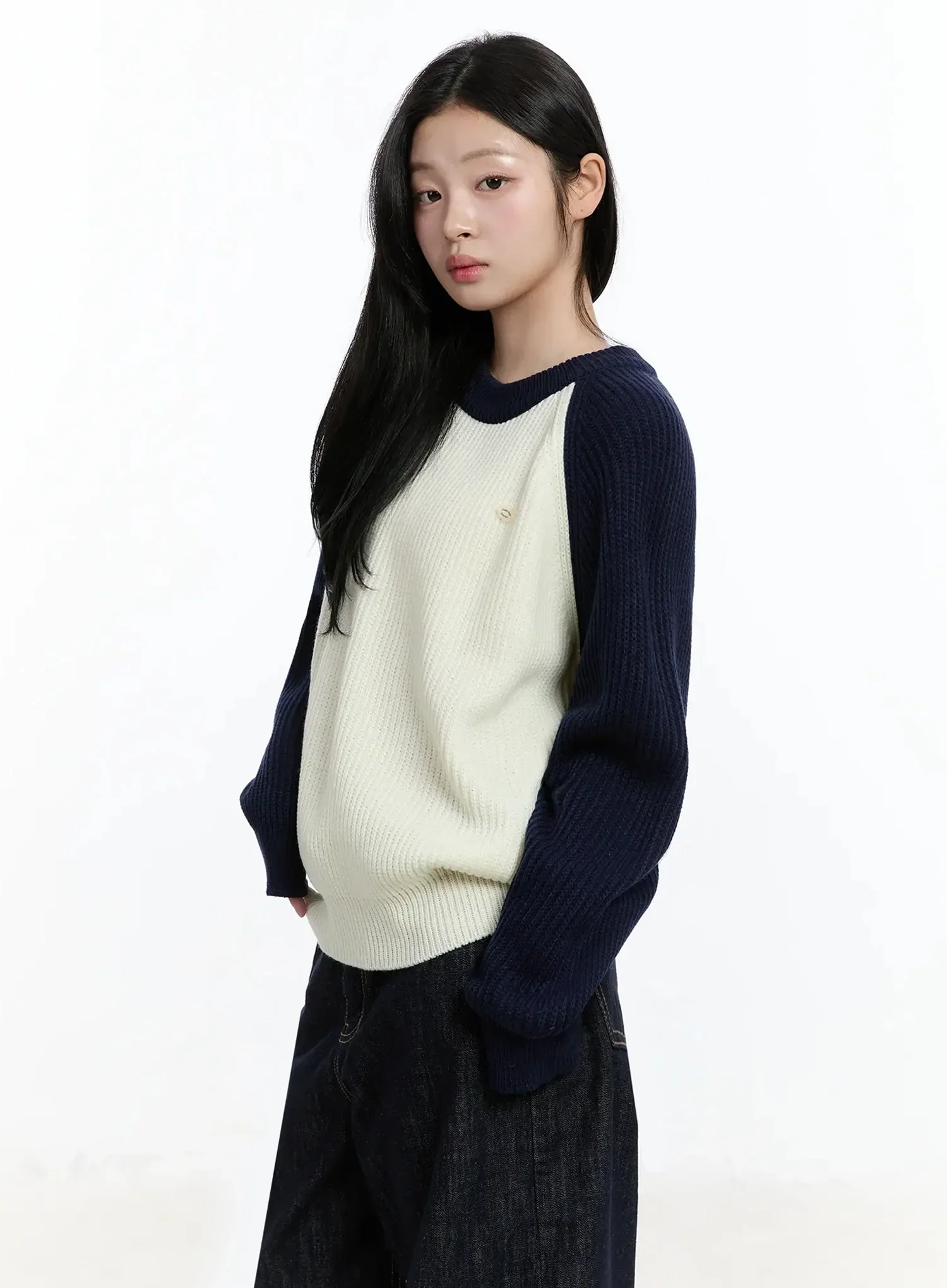 Colorblock Knit Sweater IM519 - Image 8