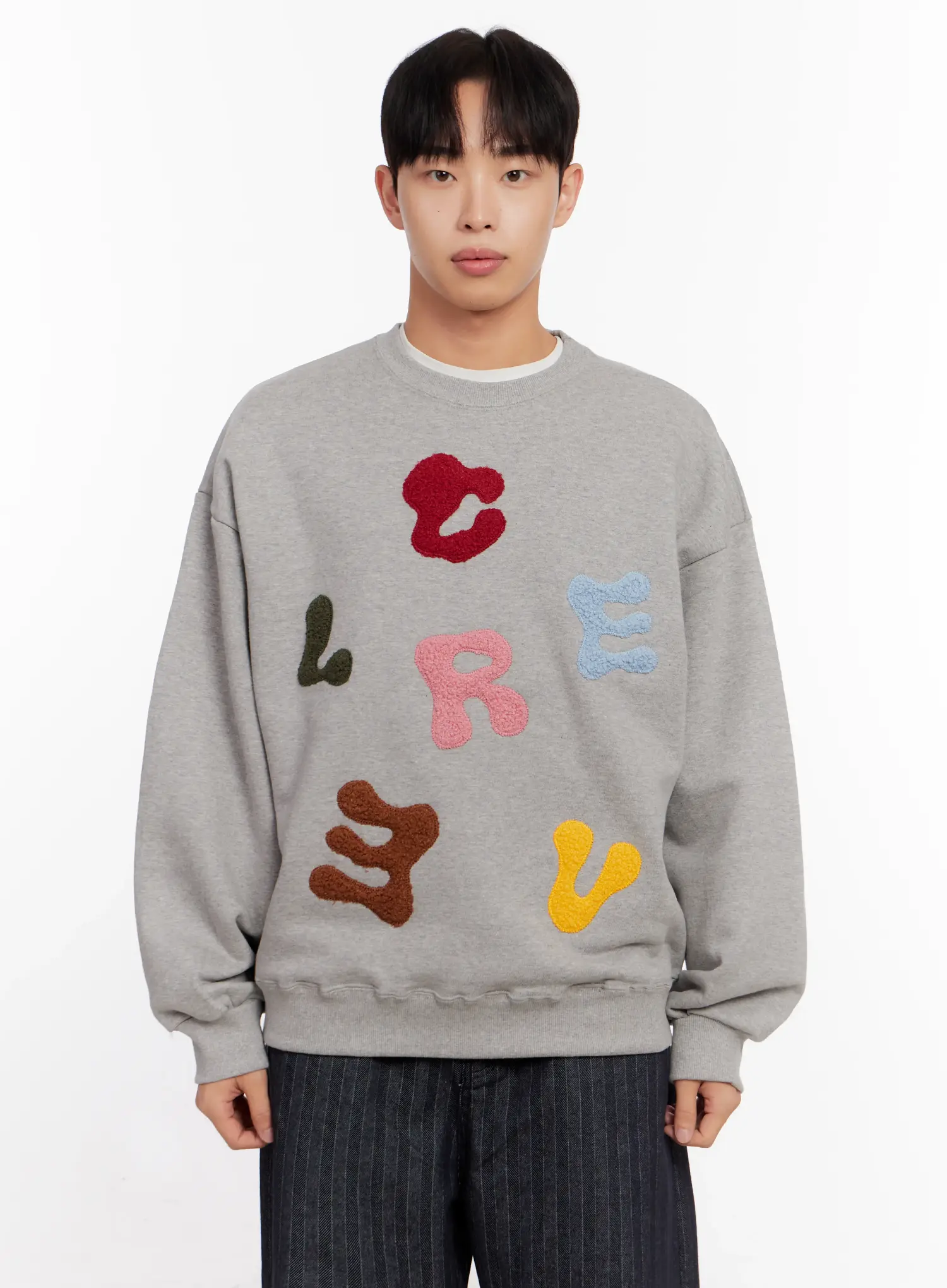 Colorful Patched Graphic Sweatshirt IO523 - Image 11