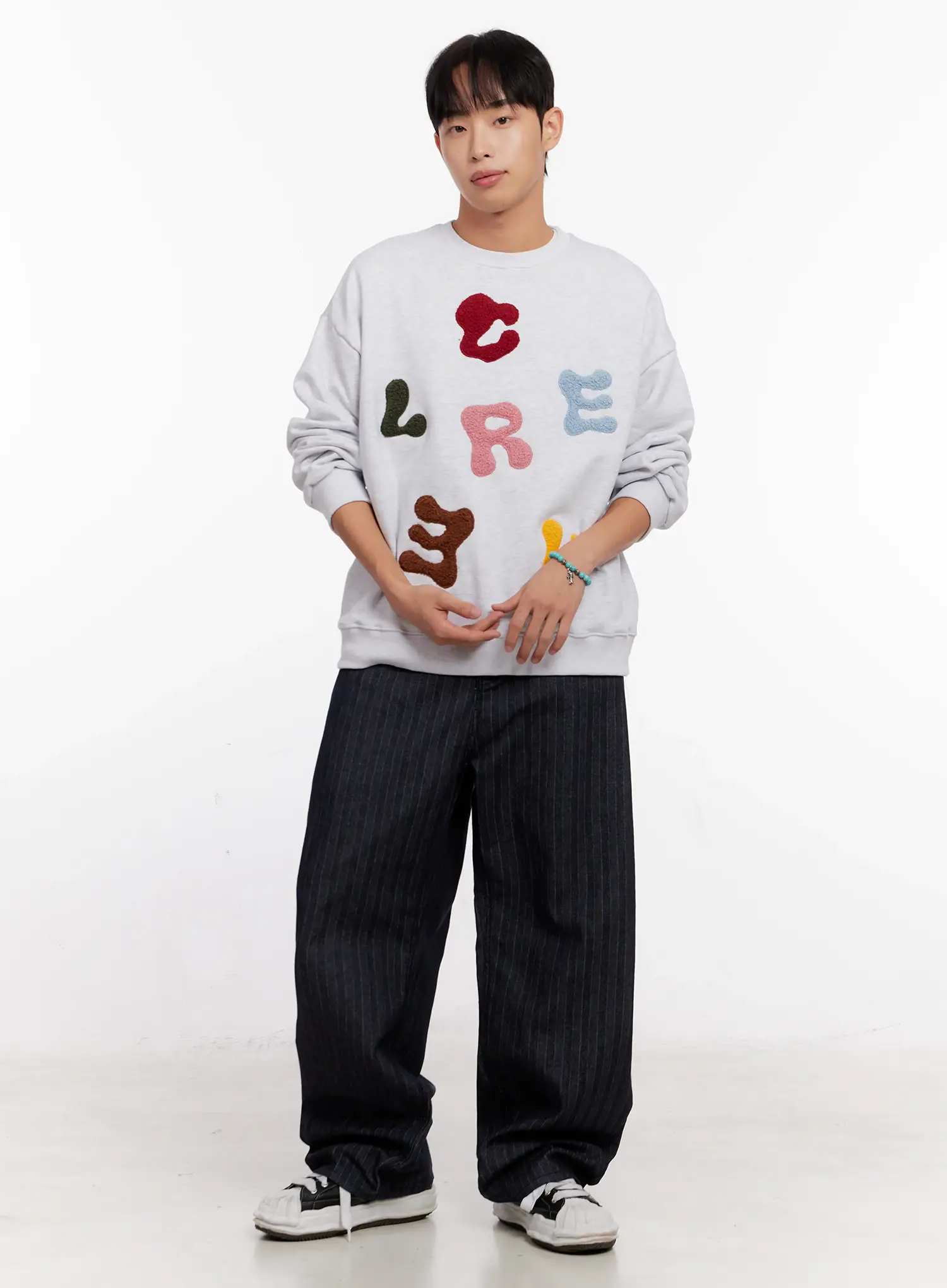 Colorful Patched Graphic Sweatshirt IO523 - Image 7