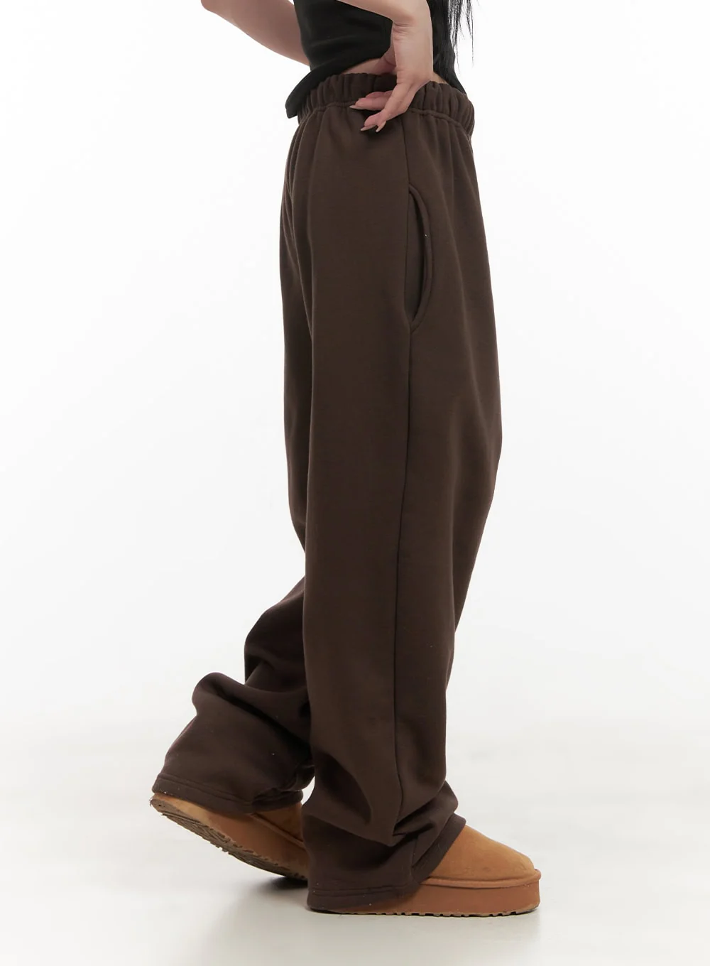 Comfy Patch Wide-Fit Sweatpants CD404 - Image 7