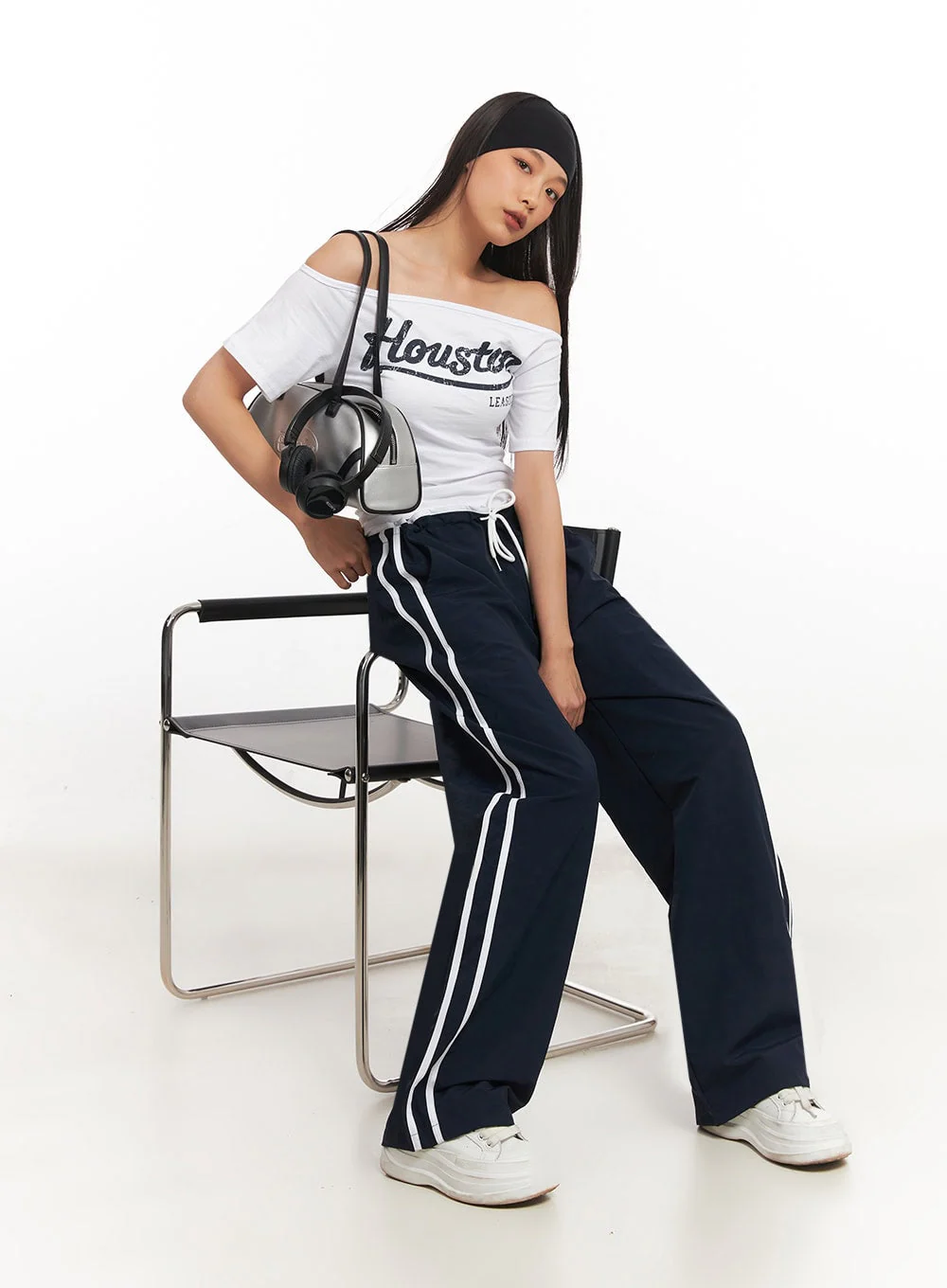 Cotton Graphic Off-Shoulder T-Shirt IA507 - Image 13