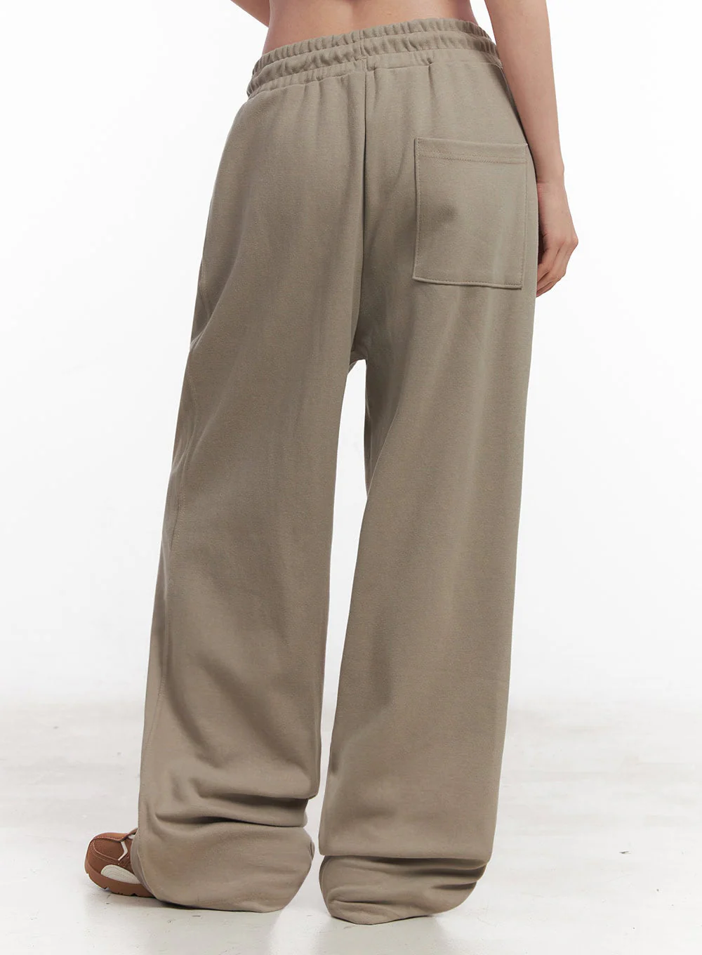 Cotton Pintuck Wide-Fit Sweatpants IY516 - Image 11