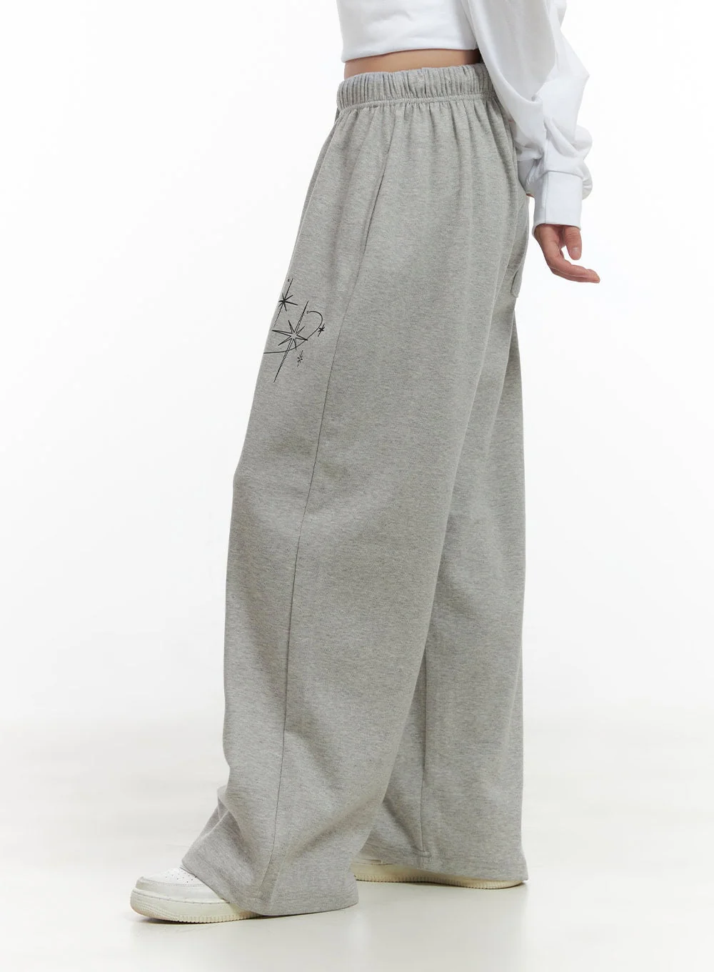 Cozy Banded Graphic Sweatpants CG423 - Image 5