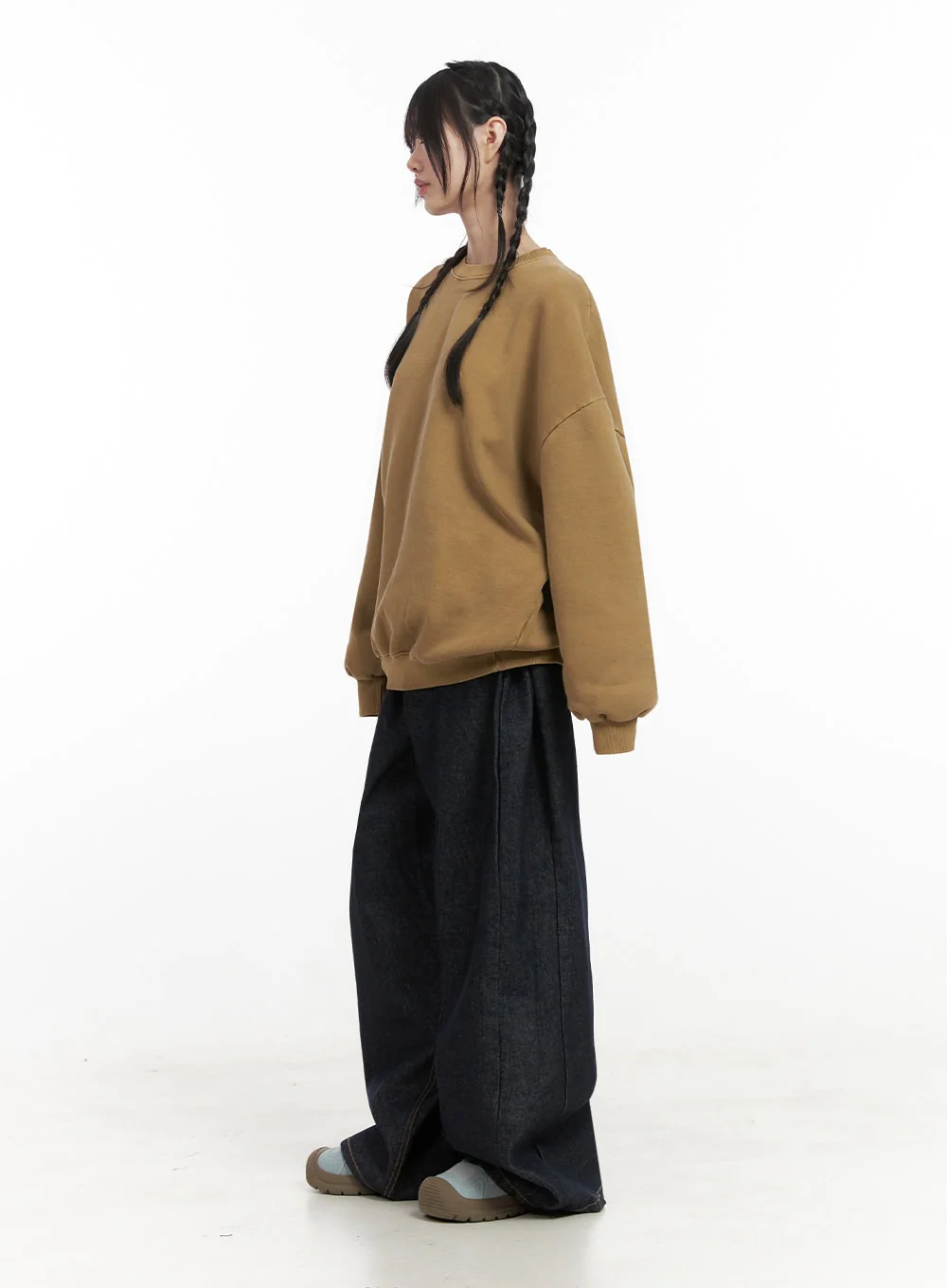 Cozy Oversized Crewneck IN427 - Image 10
