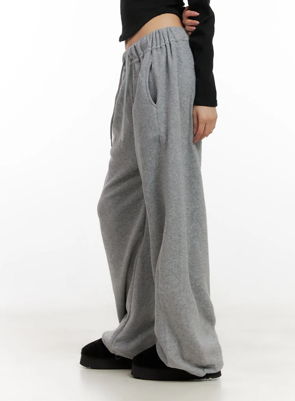 Cozy Wide-Fit Sweatpants CN416 - Image 3