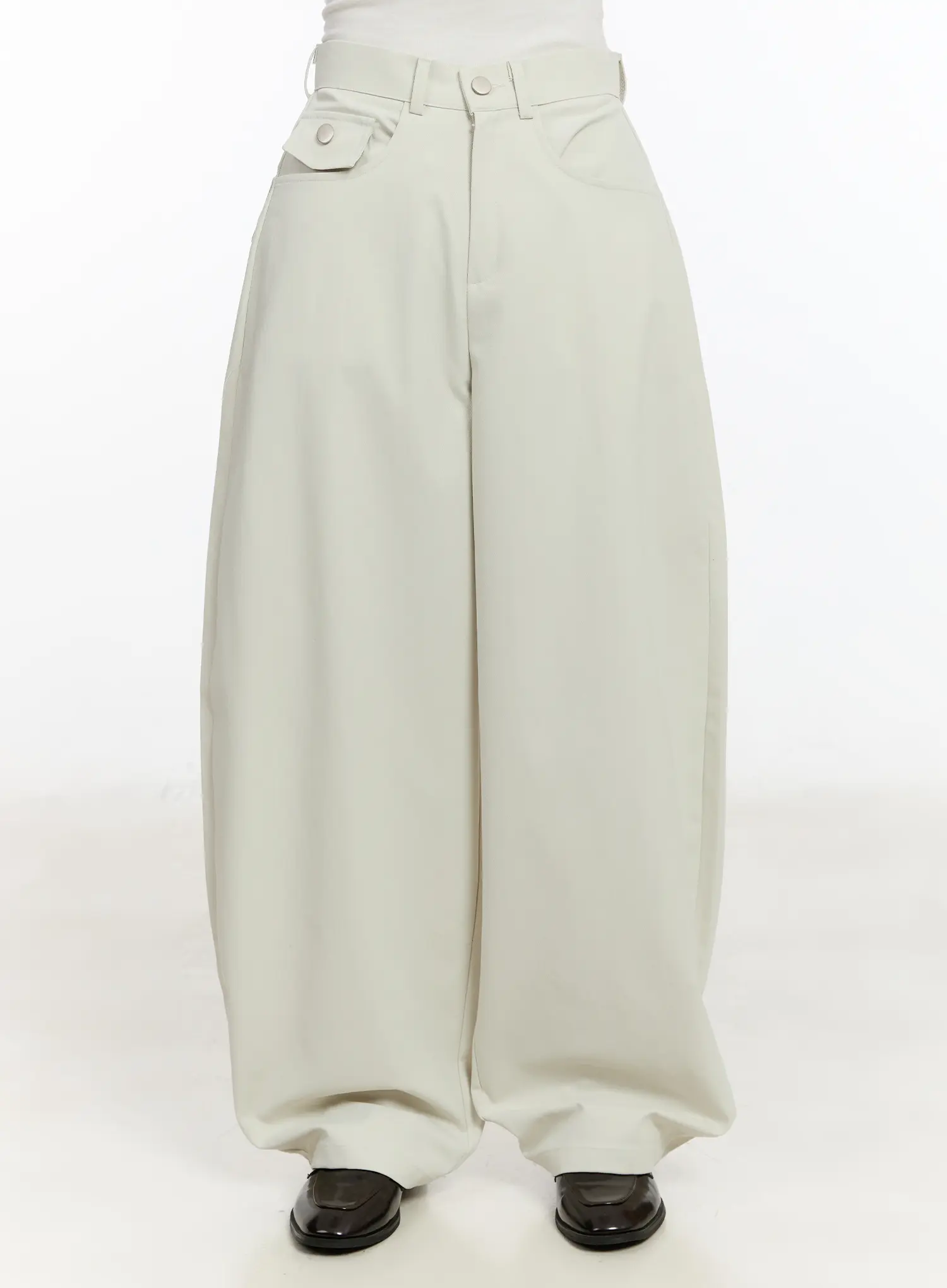 Curved Pocket Wide Leg Pants CM510