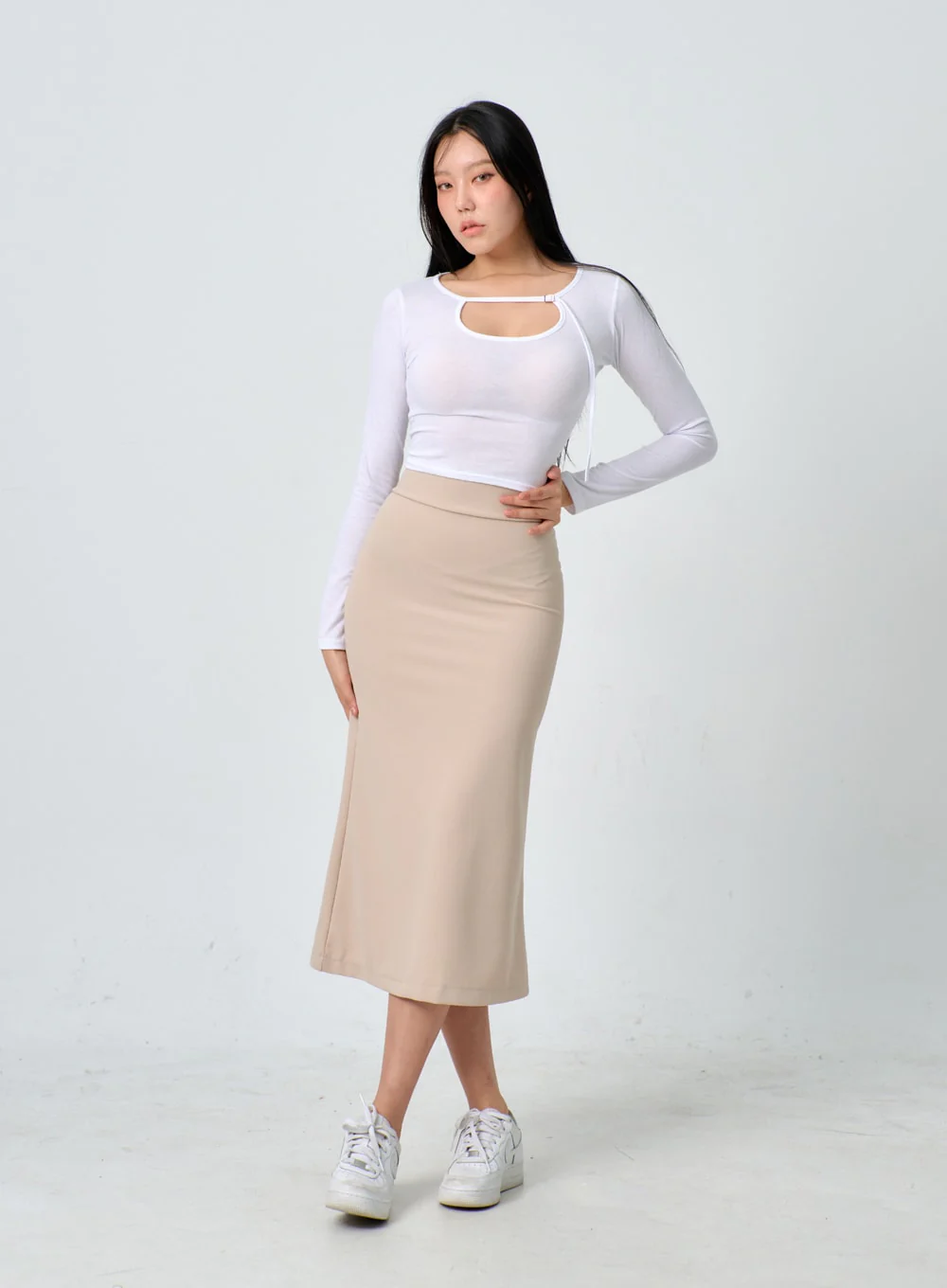 Cut-Out Cropped Top IF301 - Image 4
