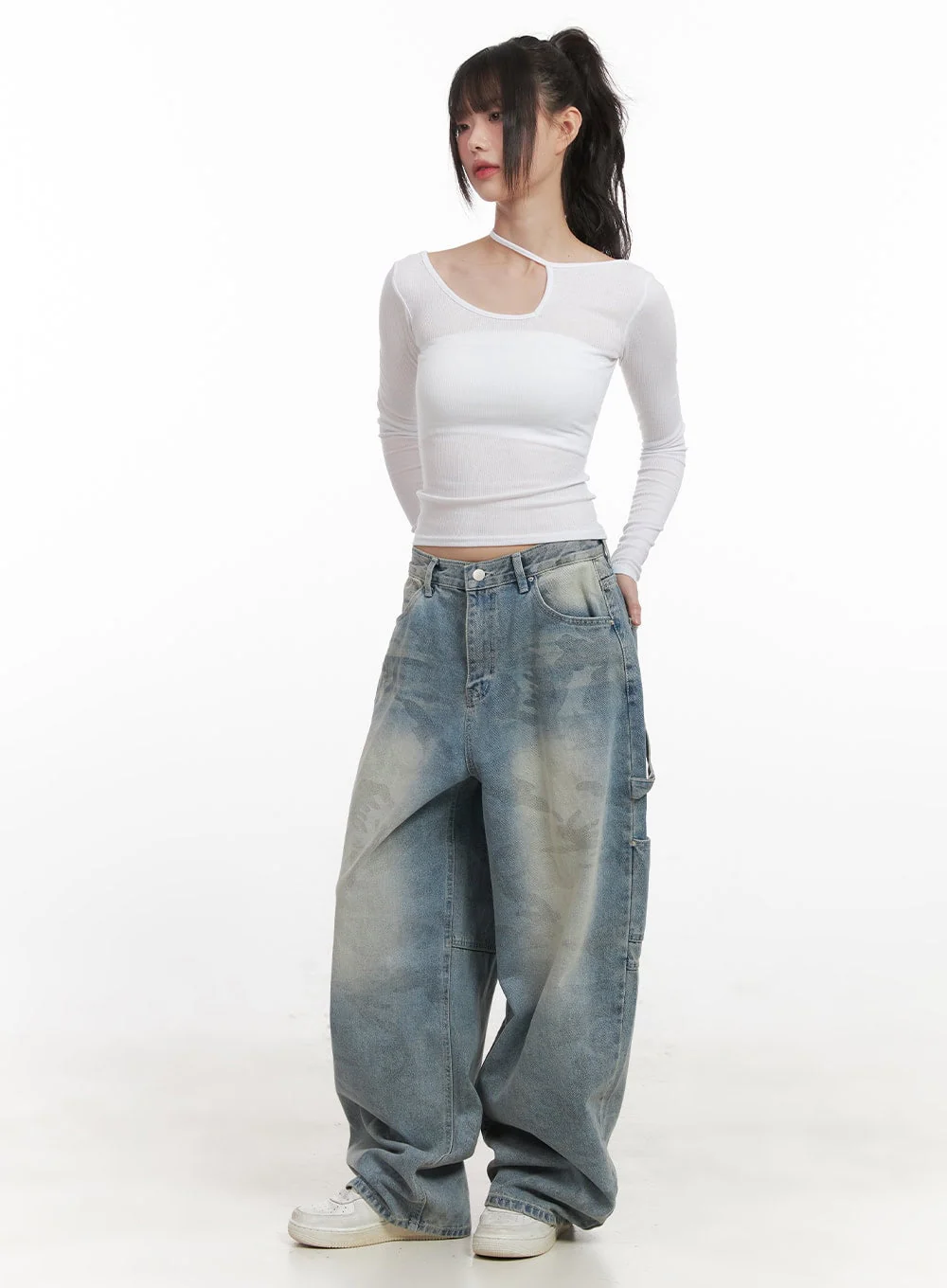 Cut-Out Slim-Fit Long Sleeve Top CJ528 - Image 2