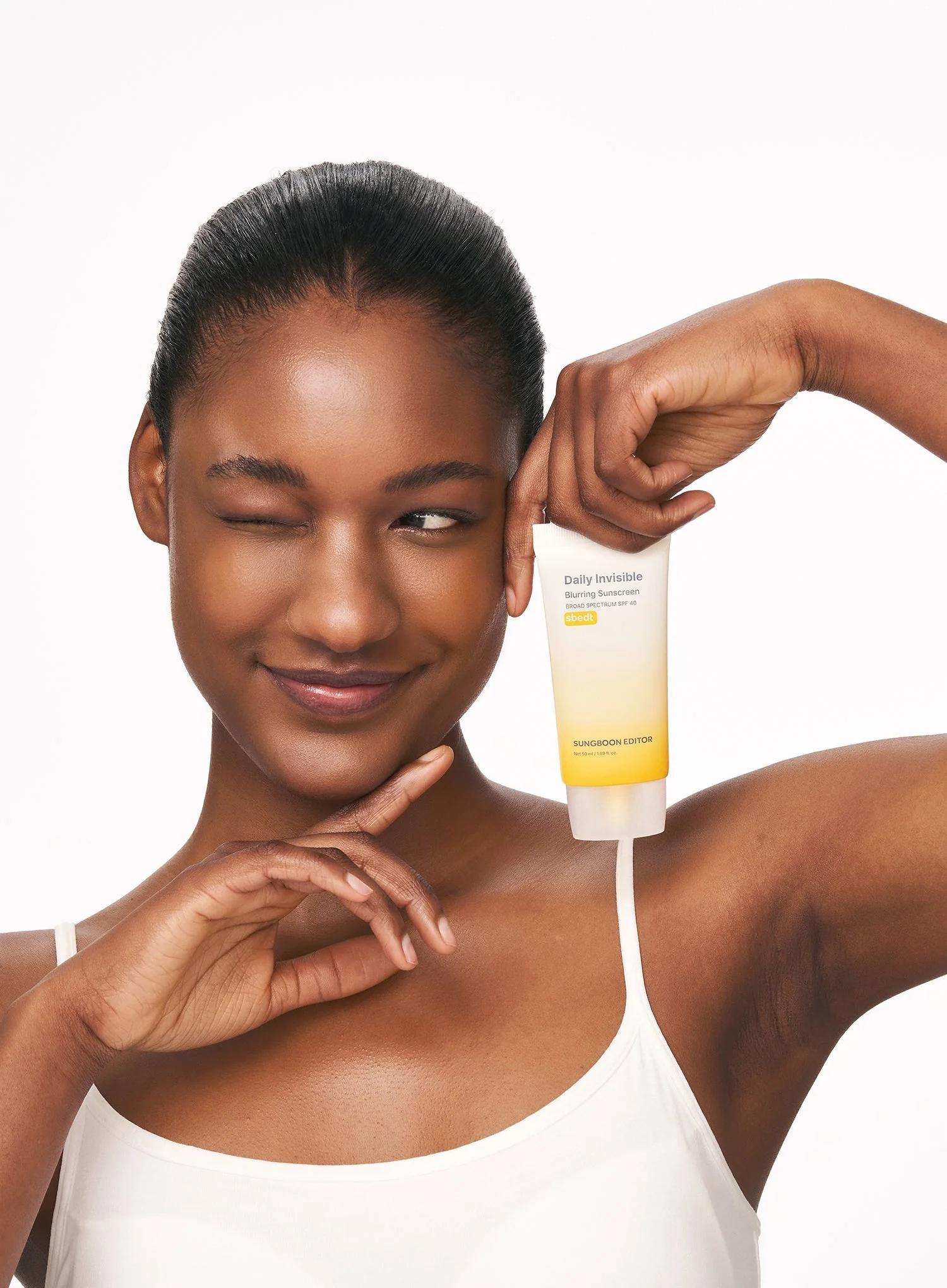 Daily Invisible Blurring Sunscreen (SPF40) (50ml) - Image 2