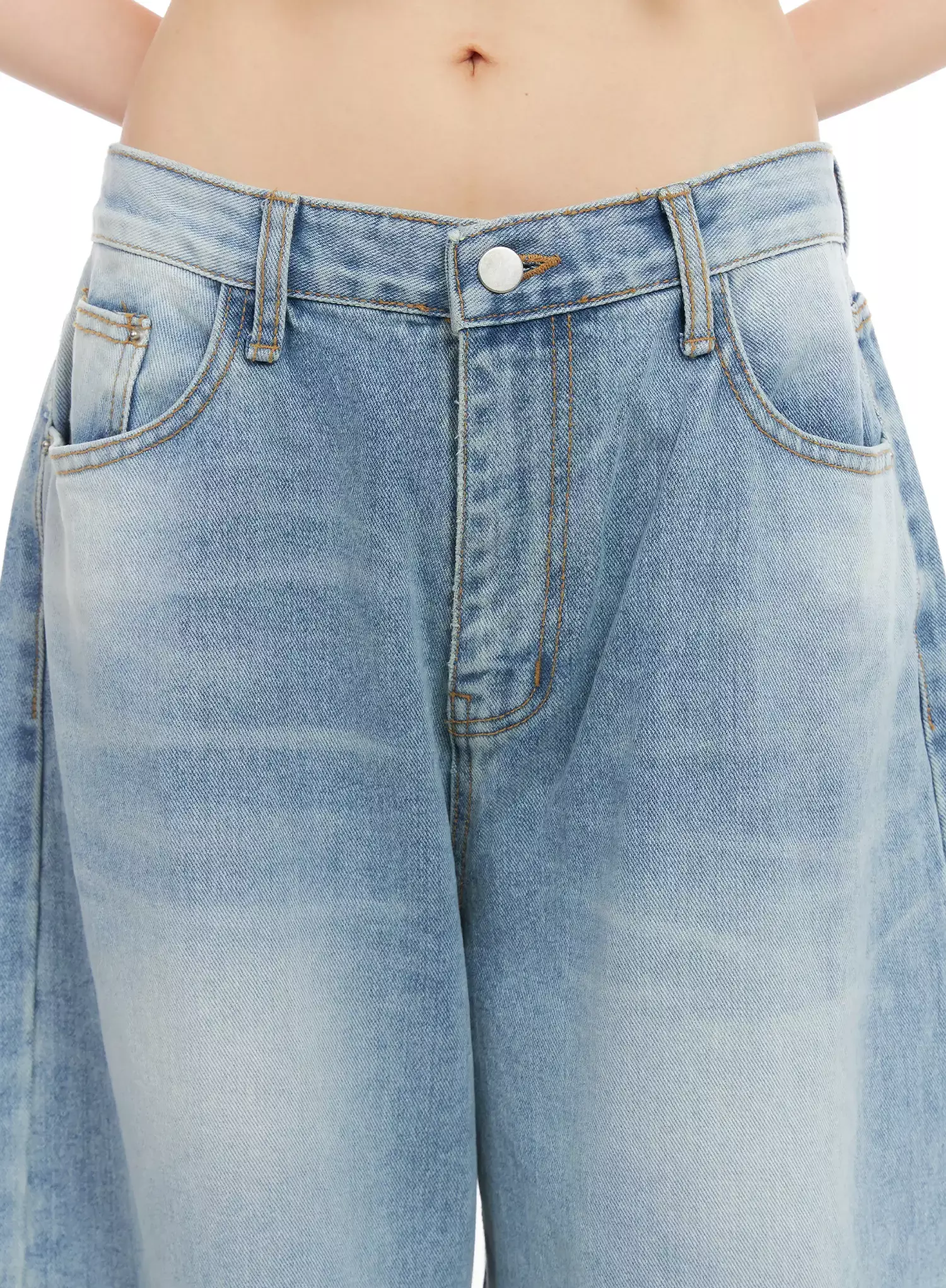 Dain Washed Wide-Leg Jeans IL531 - Image 3