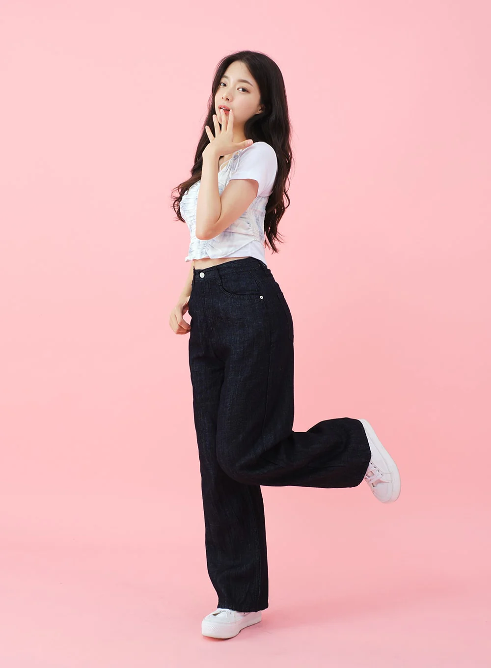 Deep Round Neck Basic Crop T-Shirt BU5 - Image 15