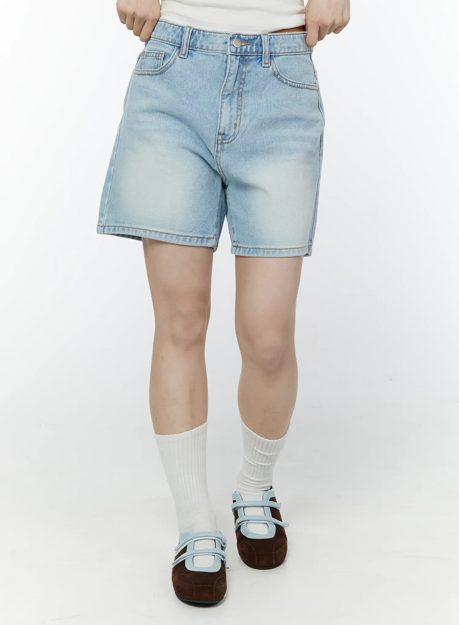 Denim Mom Shorts IY511 - Image 4