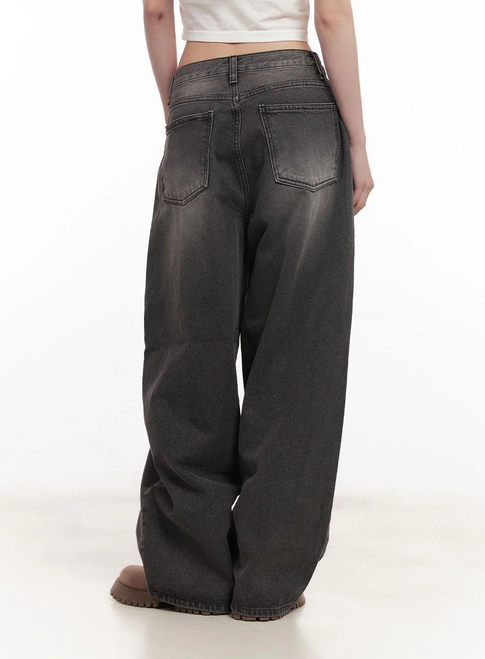 Dianna Baggy Jeans CM518 - Image 4