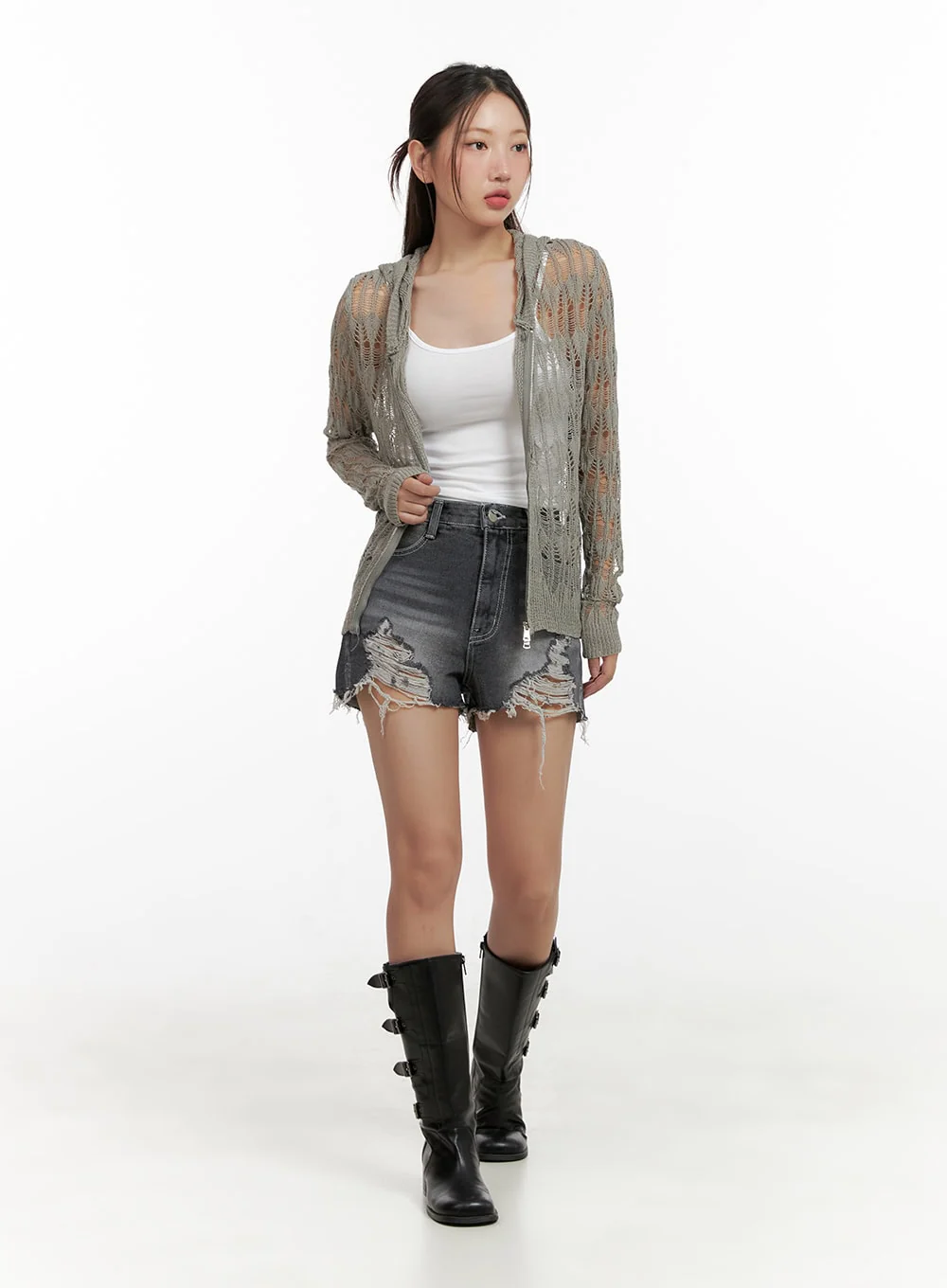 Distressed Denim Shorts CL431 - Image 2