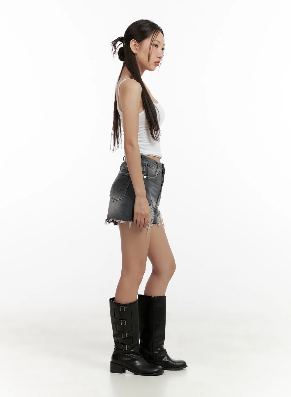 Distressed Denim Shorts CL431 - Image 5