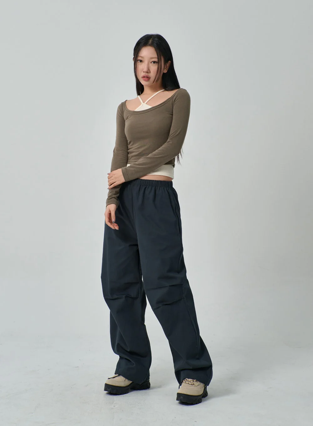 Drawstring Wide Track Pants IF314 - Image 13