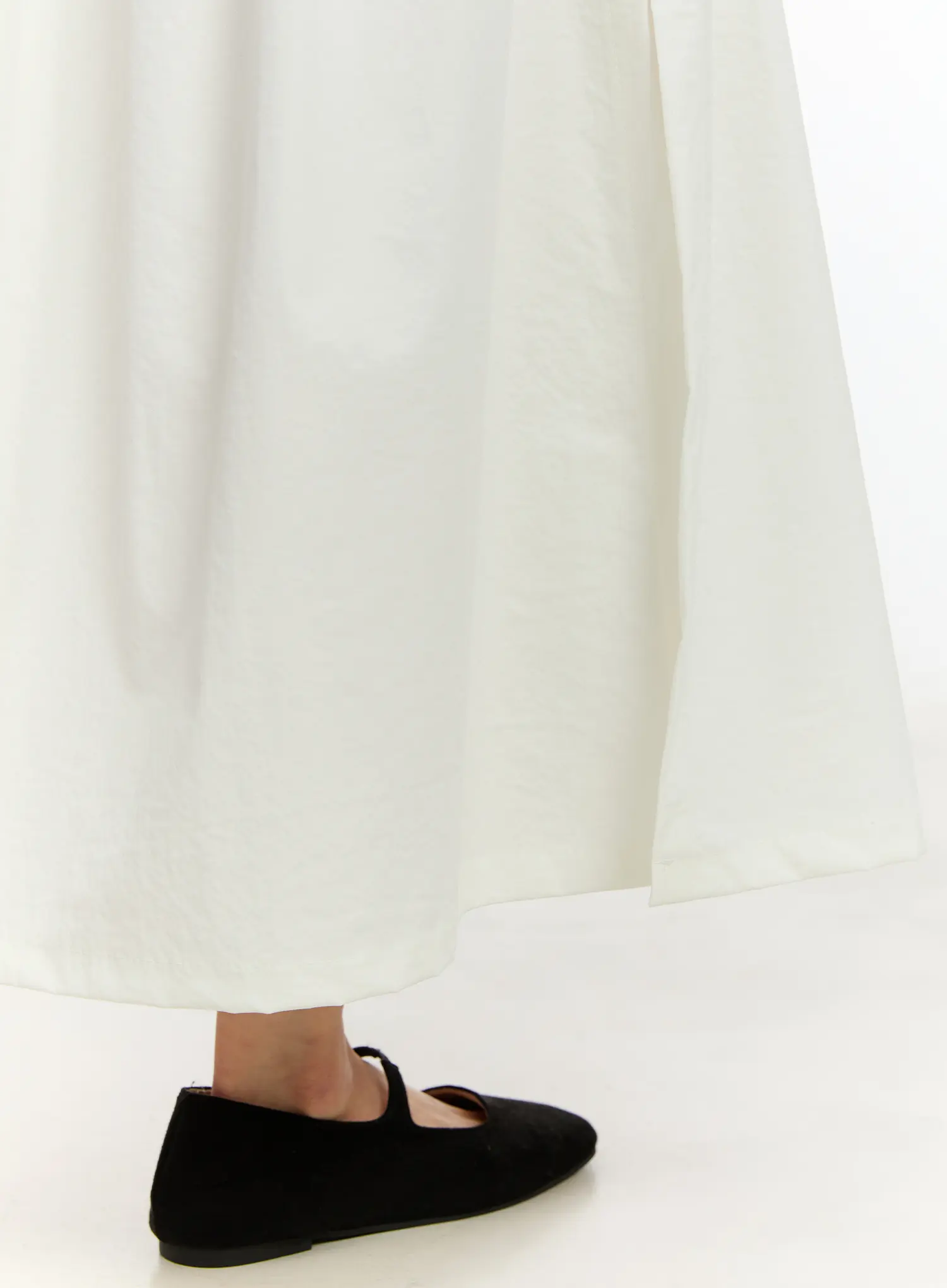 Elegant Shirred Flare Maxi Skirt CM505 - Image 4