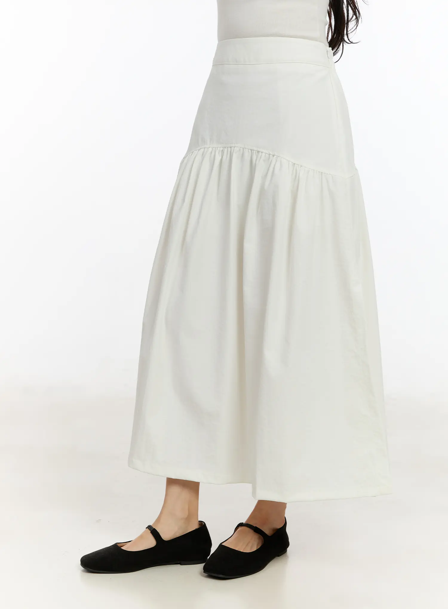 Elegant Shirred Flare Maxi Skirt CM505 - Image 9