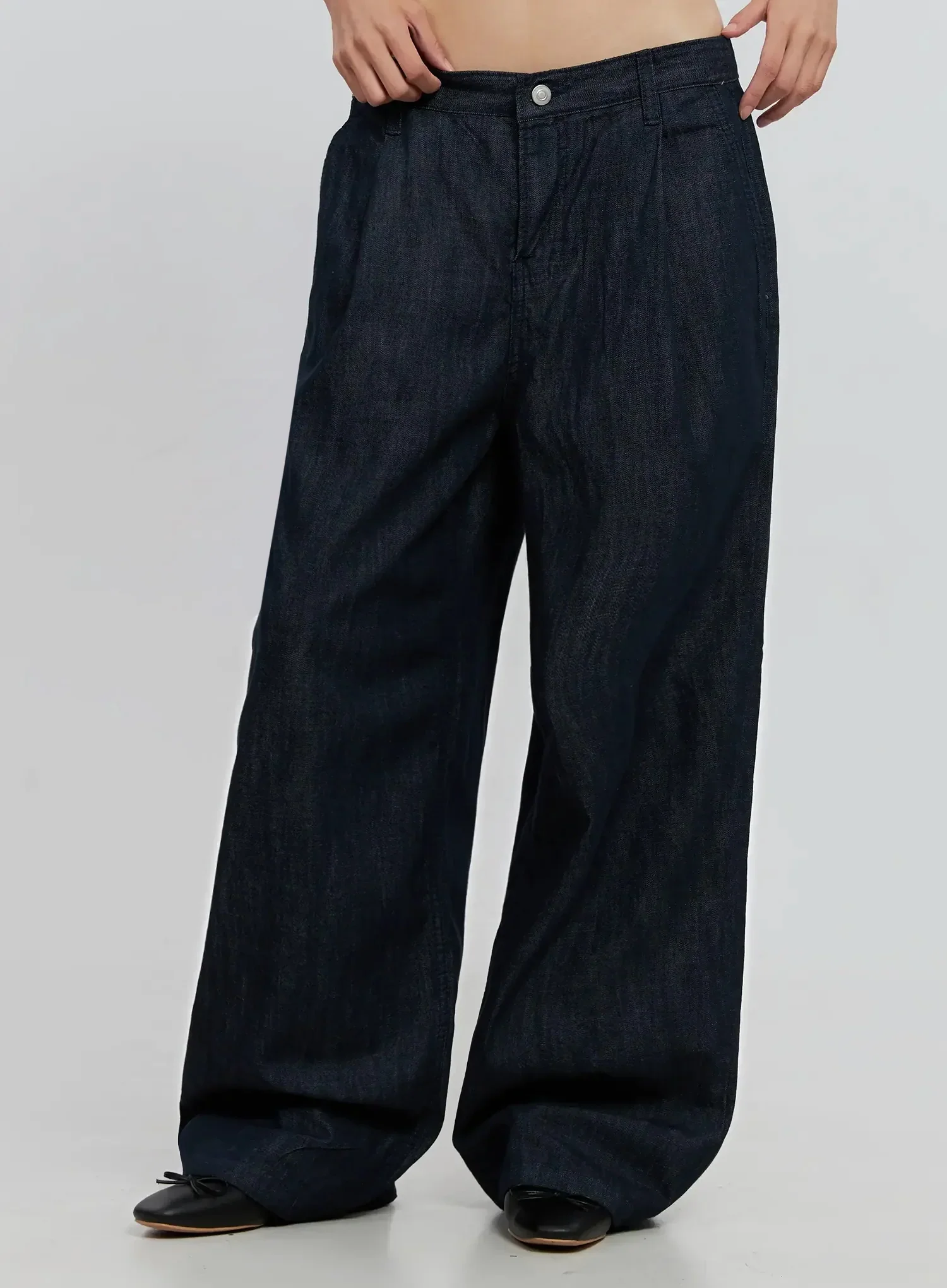 Elio Pintuck Wide-Leg Jeans IS516 - Image 2
