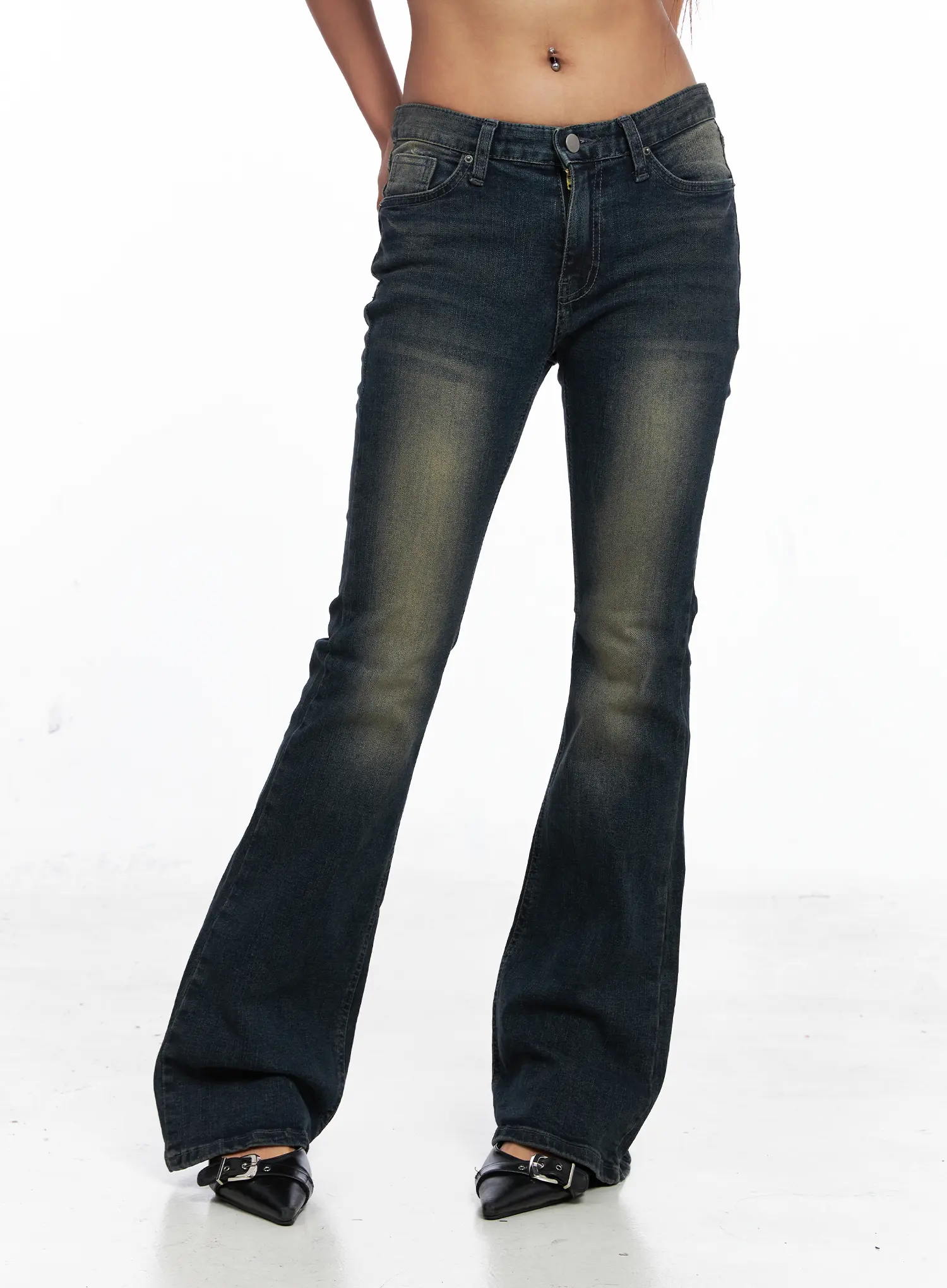 Elodie Vintage Washed Slim Flared Jeans CO510 - Image 9