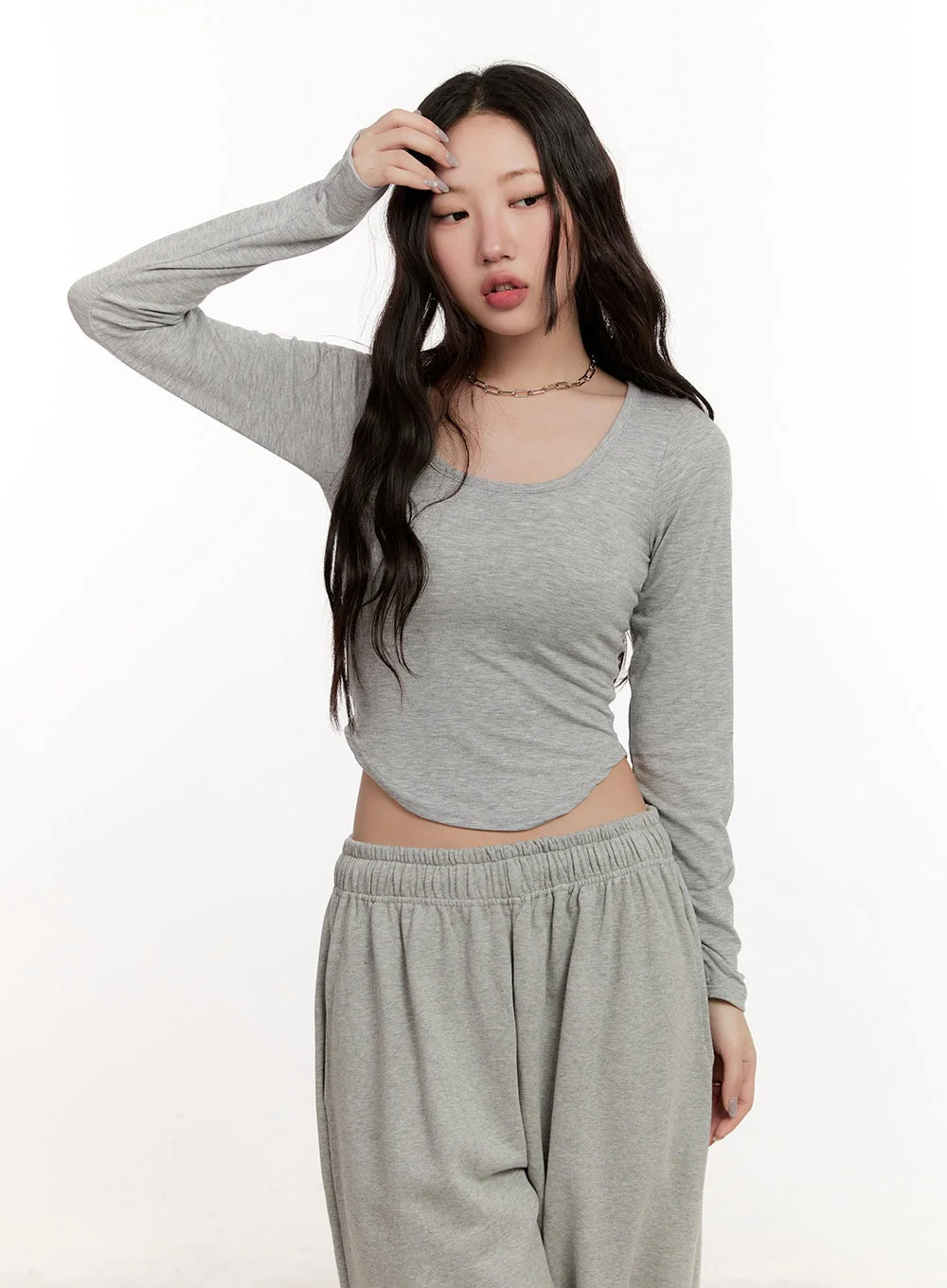 Essential Cropped Long Sleeve Top CM507 - Image 10