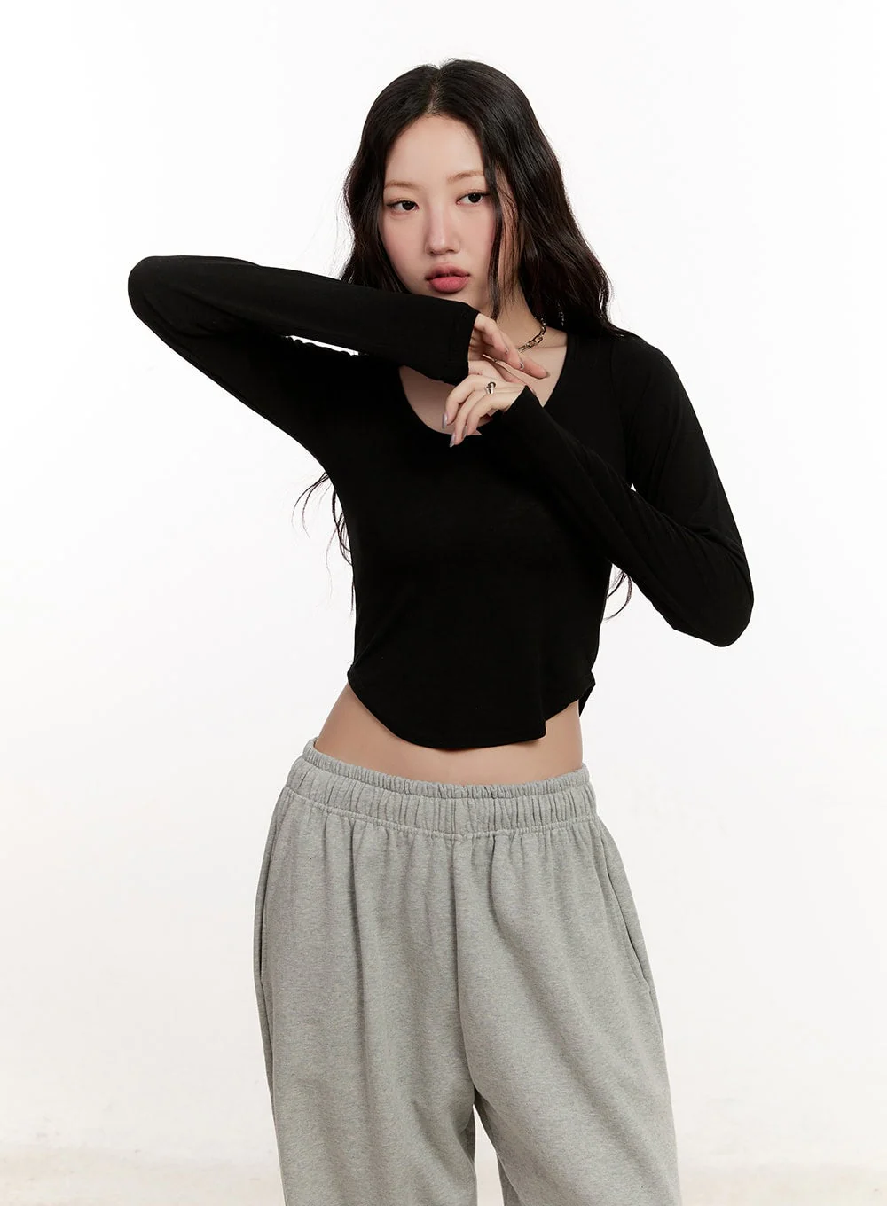 Essential Cropped Long Sleeve Top CM507 - Image 11