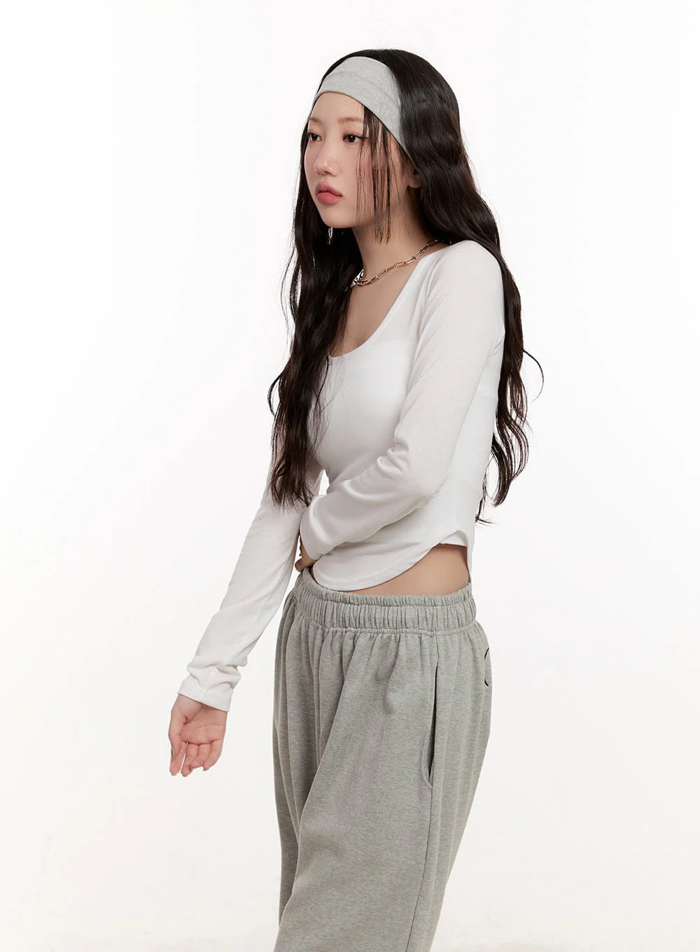 Essential Cropped Long Sleeve Top CM507 - Image 5