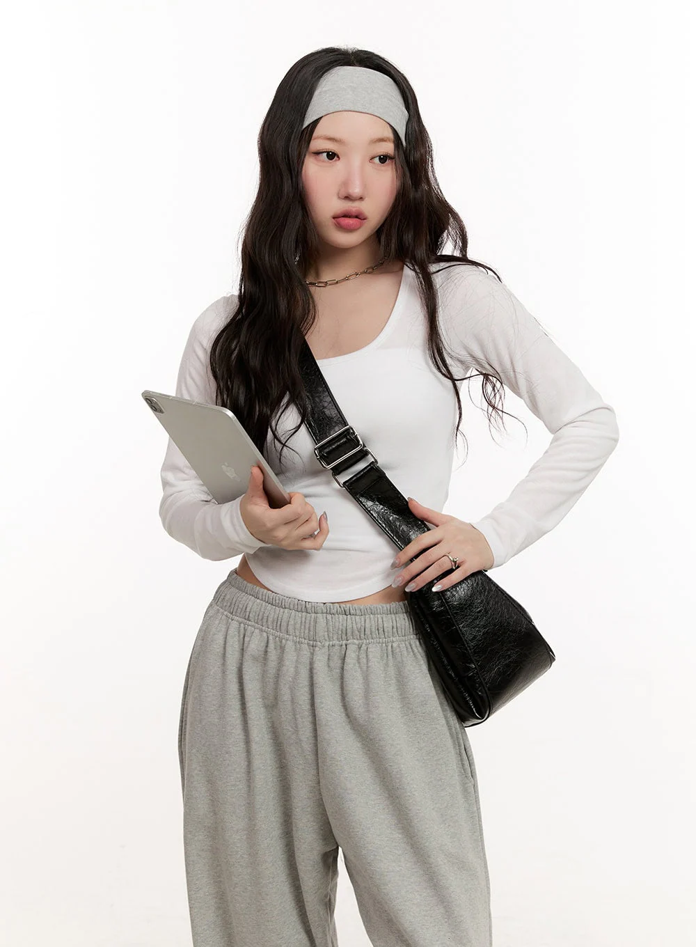 Essential Cropped Long Sleeve Top CM507 - Image 9