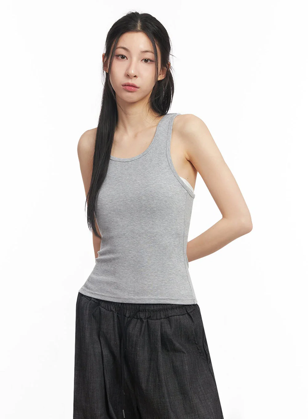 Essential Cross-Back Tank Top IY529 - Image 11