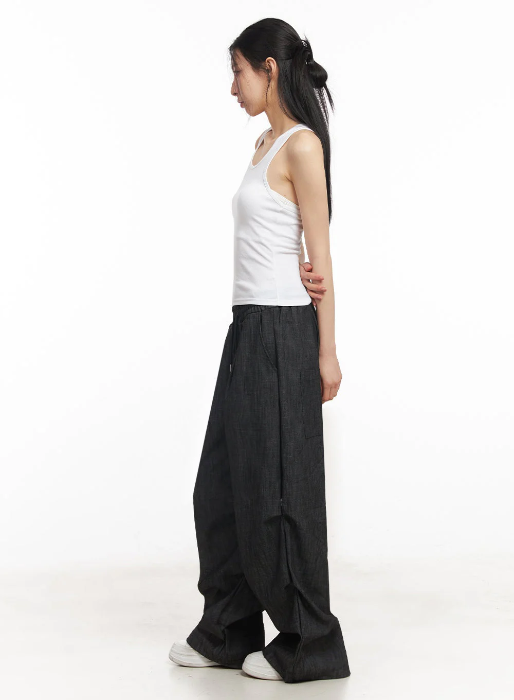 Essential Cross-Back Tank Top IY529 - Image 13