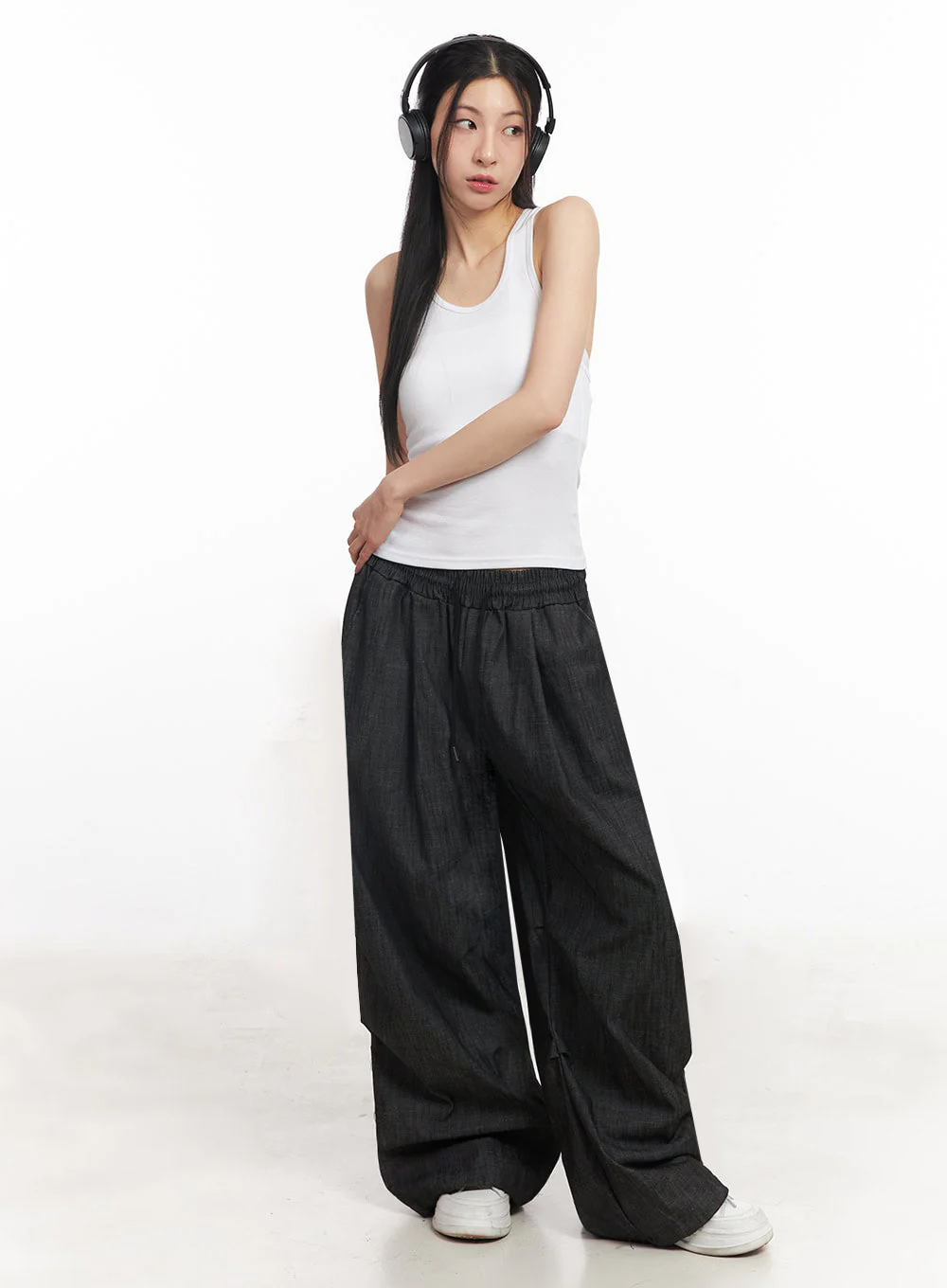 Essential Cross-Back Tank Top IY529 - Image 15