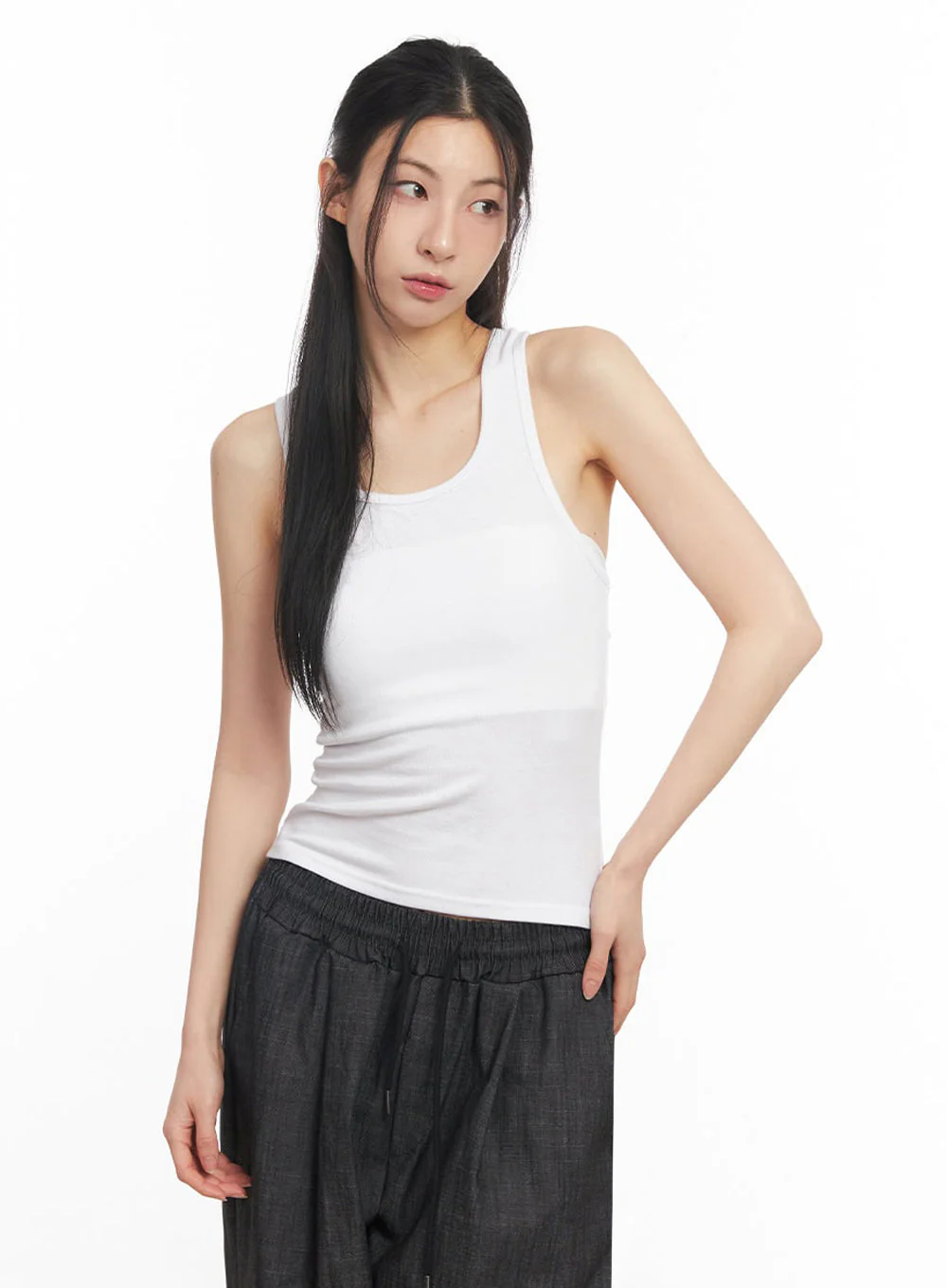 Essential Cross-Back Tank Top IY529 - Image 9