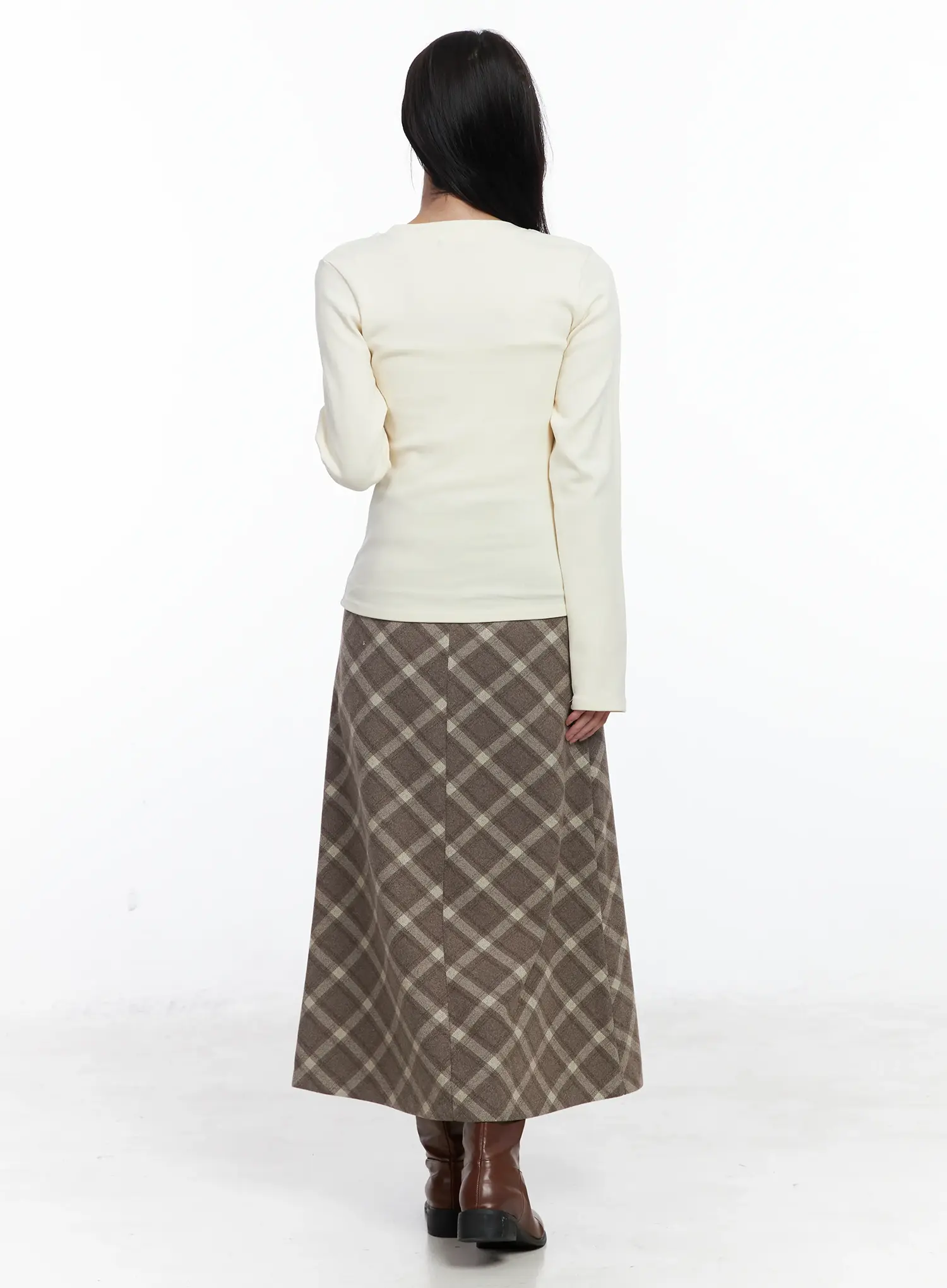 Essential Fleece-Lined Long Sleeve IJ529 - Image 4