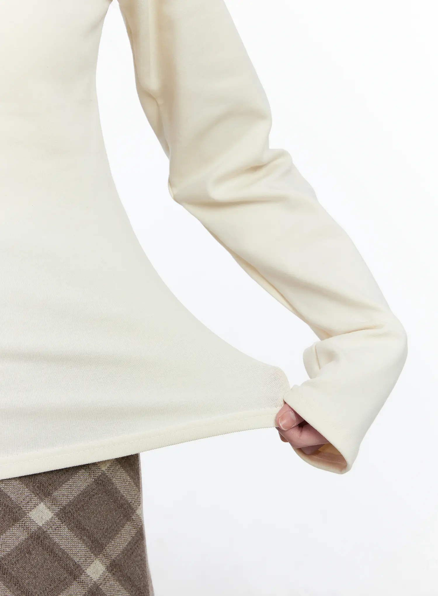 Essential Fleece-Lined Long Sleeve IJ529 - Image 6