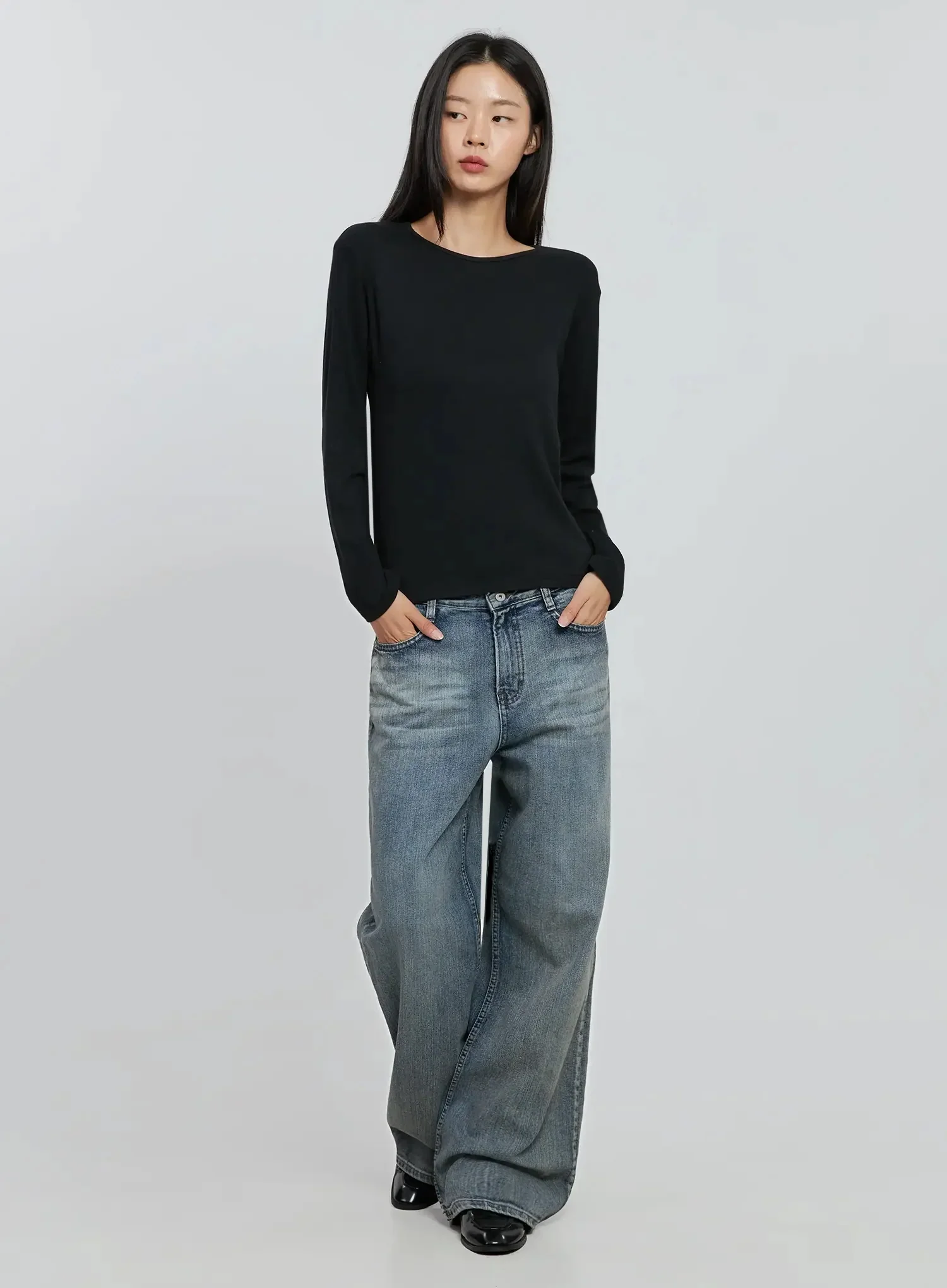 Essential Long Sleeve Top IO530 - Image 8