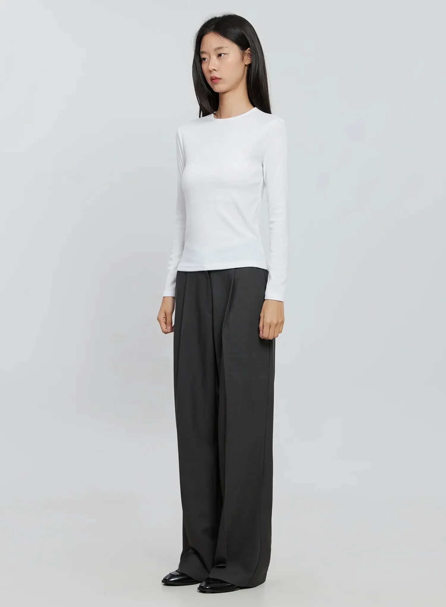 Essential Round Neck Long Sleeve Top IN507 - Image 10
