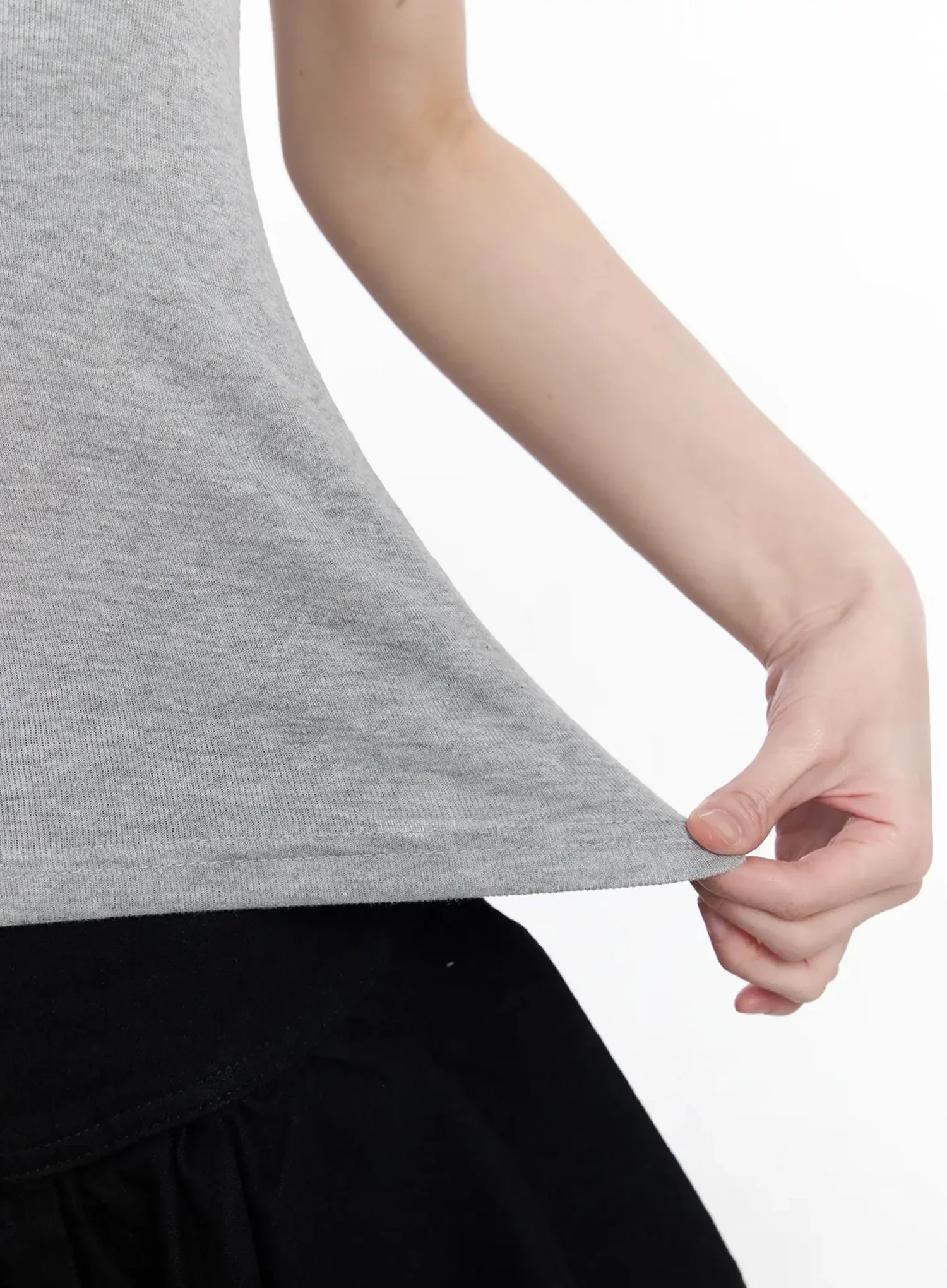 Eyelet Detail Sleeveless Top IY511 - Image 9