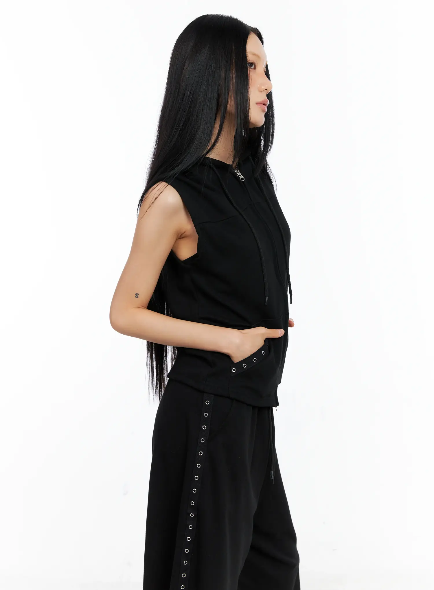 Eyelet Hooded Vest Zip-Up CL529 - Image 9