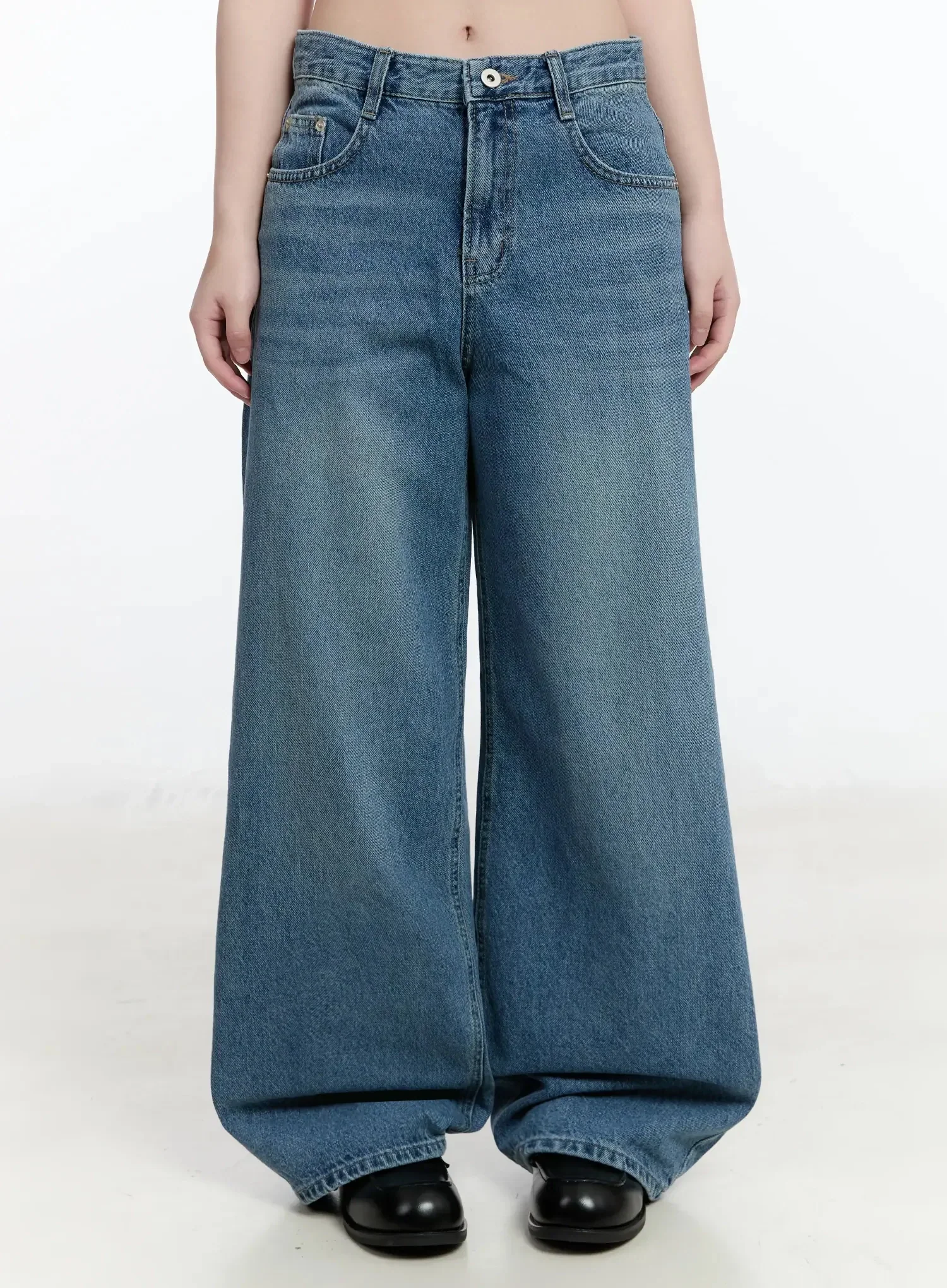 Fallon Classic Wide Leg Jeans IM519