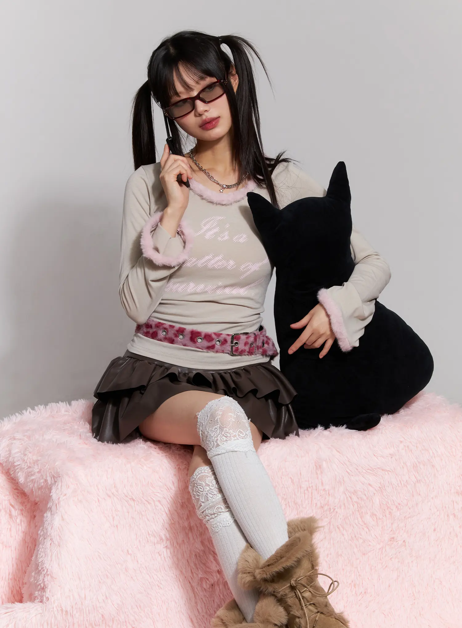 Faux Fur Trim Fleece Long Sleeve Top CD518 - Image 8