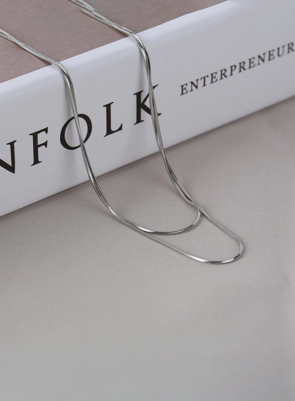 Flat 2 set Necklace IL405 - Image 3