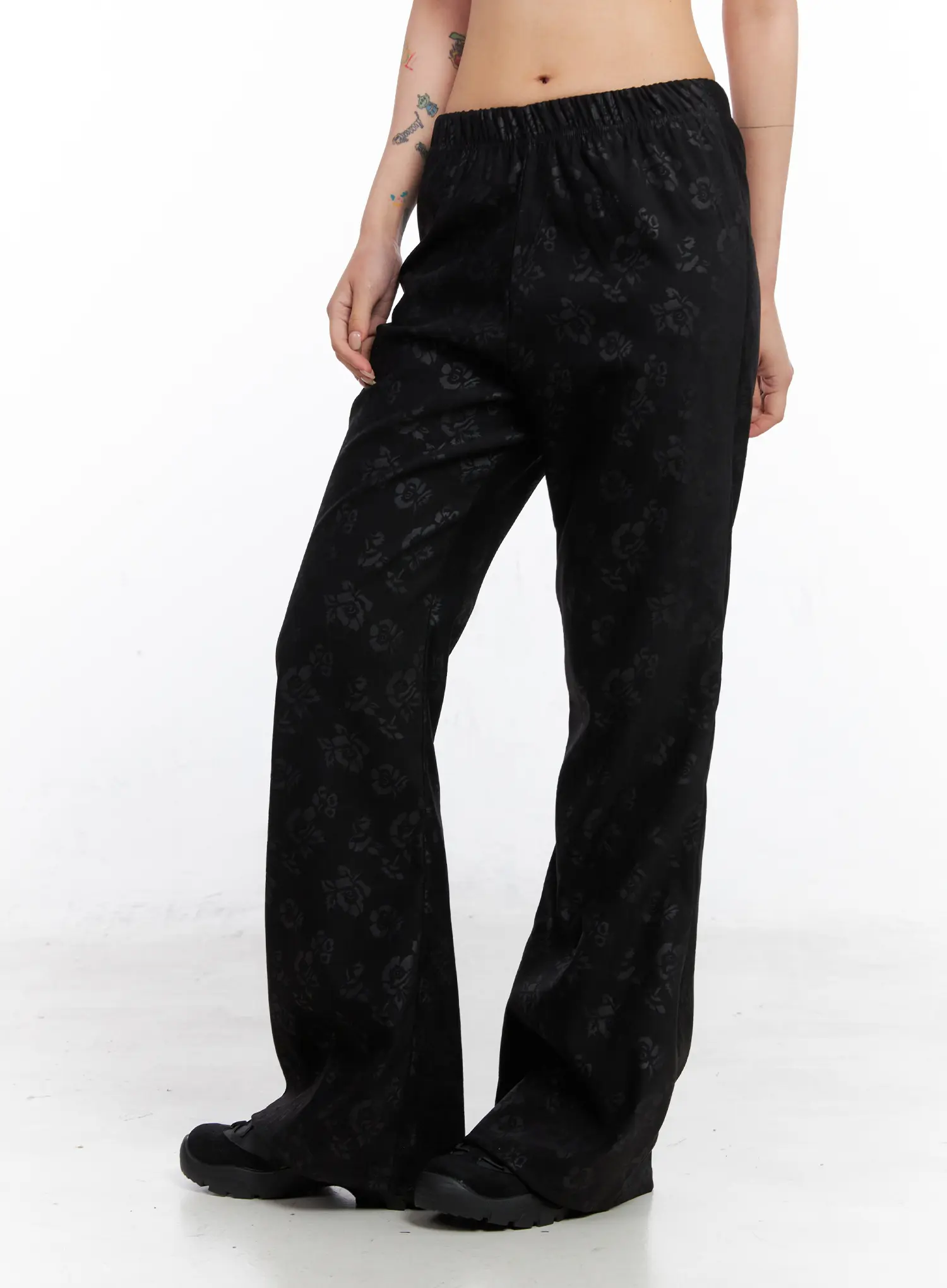 Floral Printed Flared Pants CO507 - Image 4