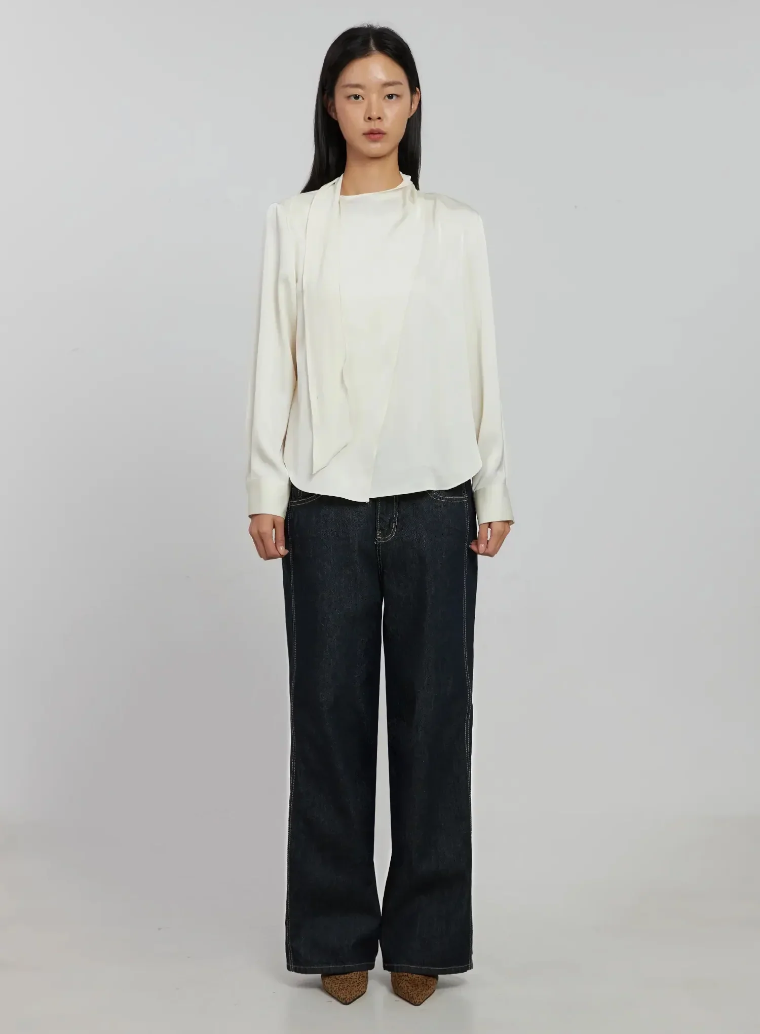 Flowy Neck Tie Blouse IJ509 - Image 4