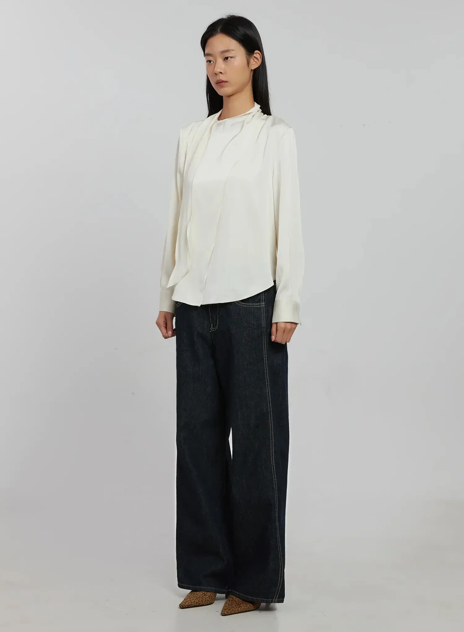 Flowy Neck Tie Blouse IJ509 - Image 5