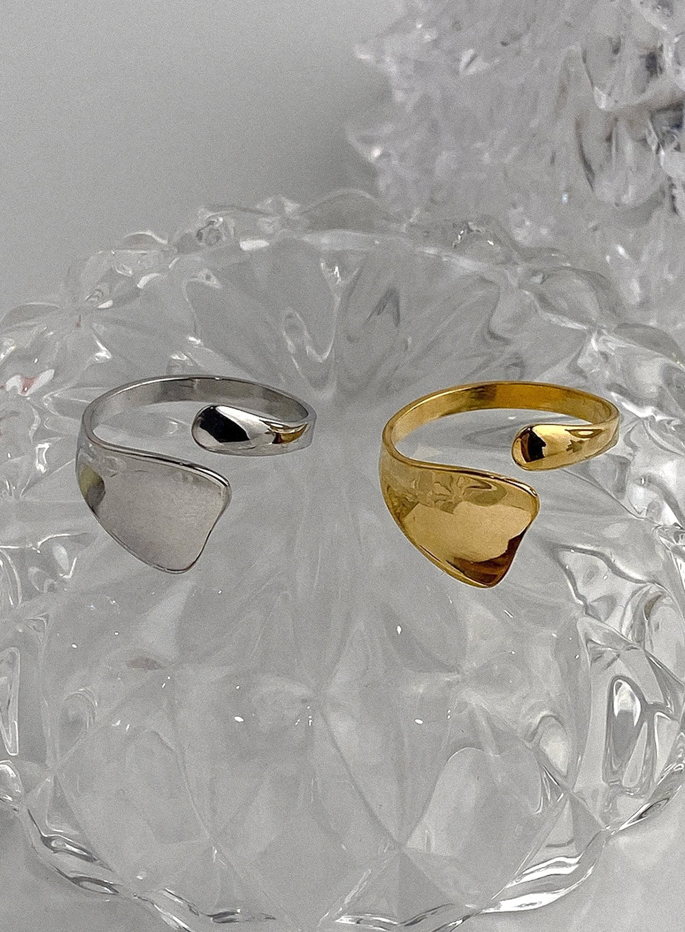 Frida Crossline Open Ring IA524 - Image 3