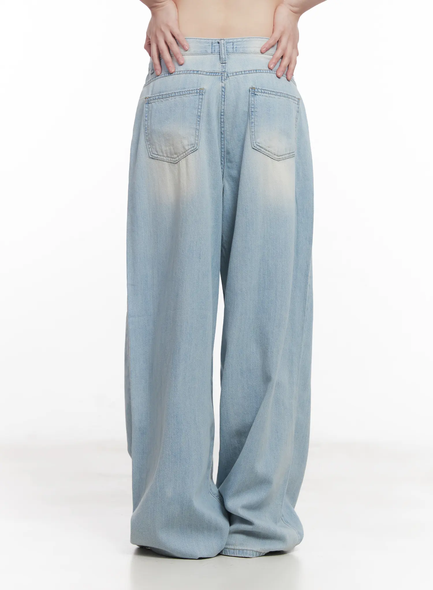 Garam Washed Wide-Leg Jeans CU518 - Image 7