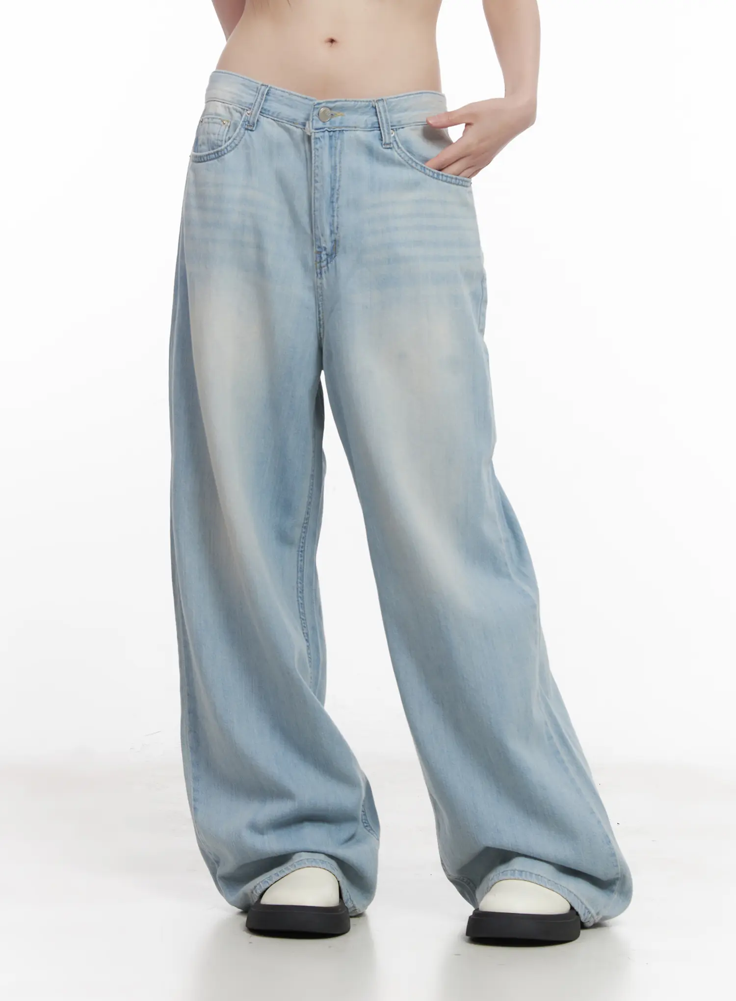 Garam Washed Wide-Leg Jeans CU518 - Image 9