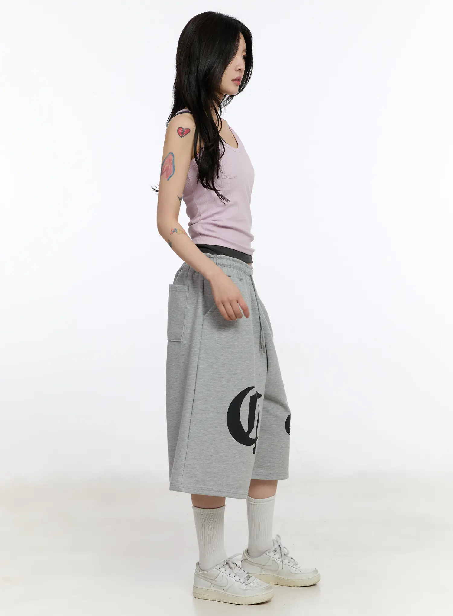 Gothic Lettering Oversized Shorts CA506 - Image 5