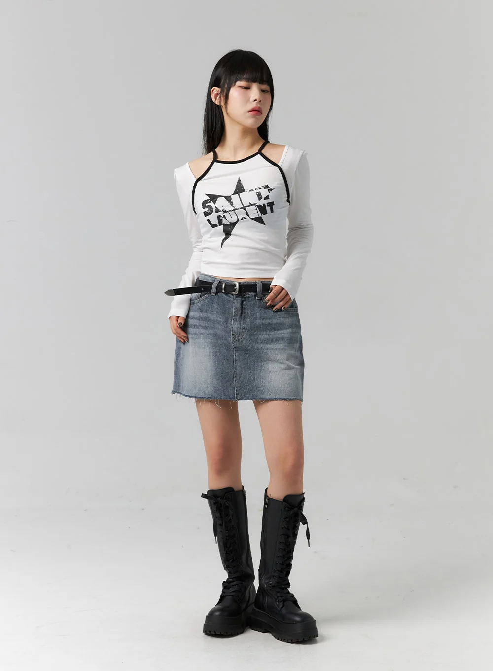 Graphic Cut-Out Crop Top CS314 - Image 3