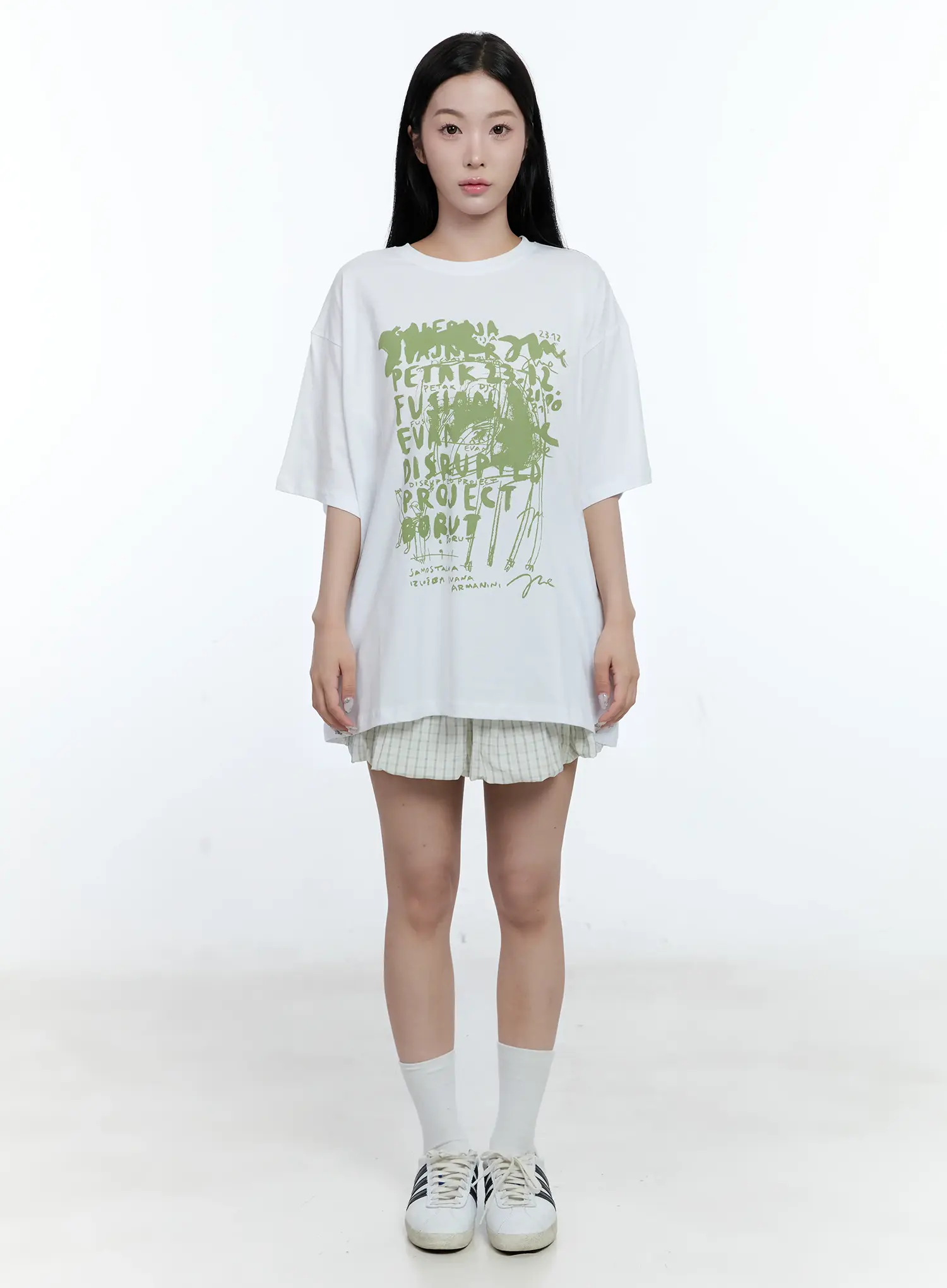 Graphic Oversized Tee CL530 - Image 4